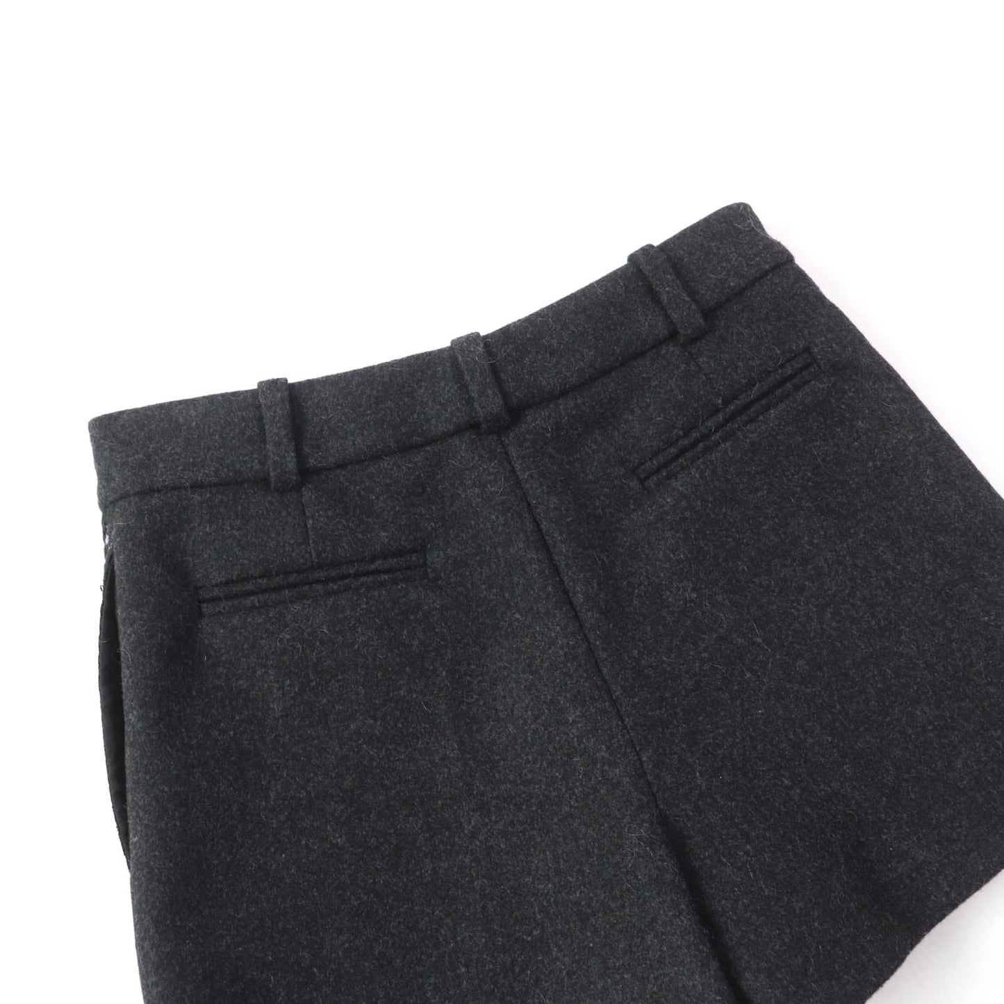 LOUIS VUITTON Shorts Outer: 100% wool, Lining: 60% rayon, Lining: 35% cupra, Lining: 5% polyurethane, Part: 80% wool, 20% cashmere Black Grey Women 34