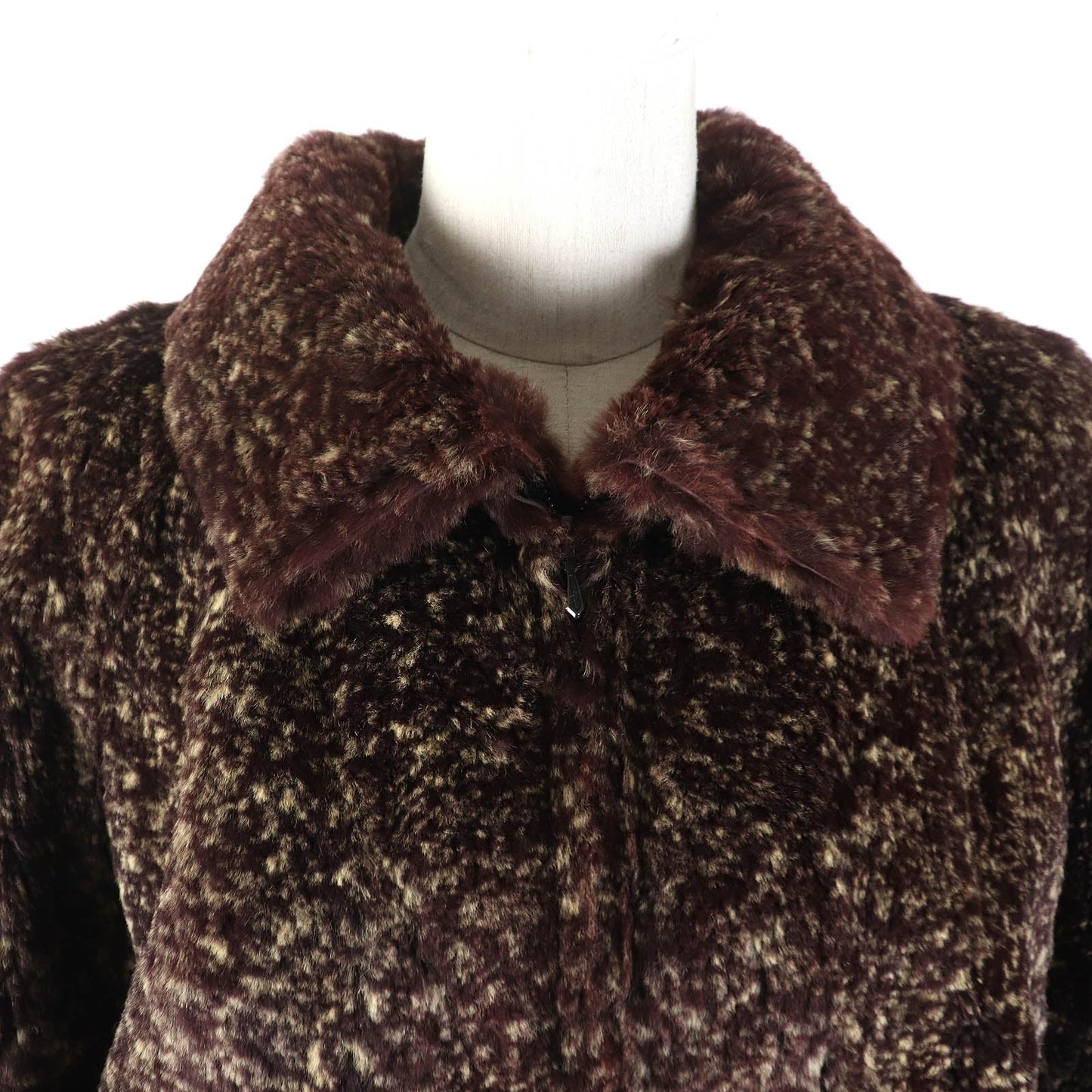 CHANEL Jacket P26806 Outer: 100% Lapin; Lining: 100% Silk Dark brown type Women 44