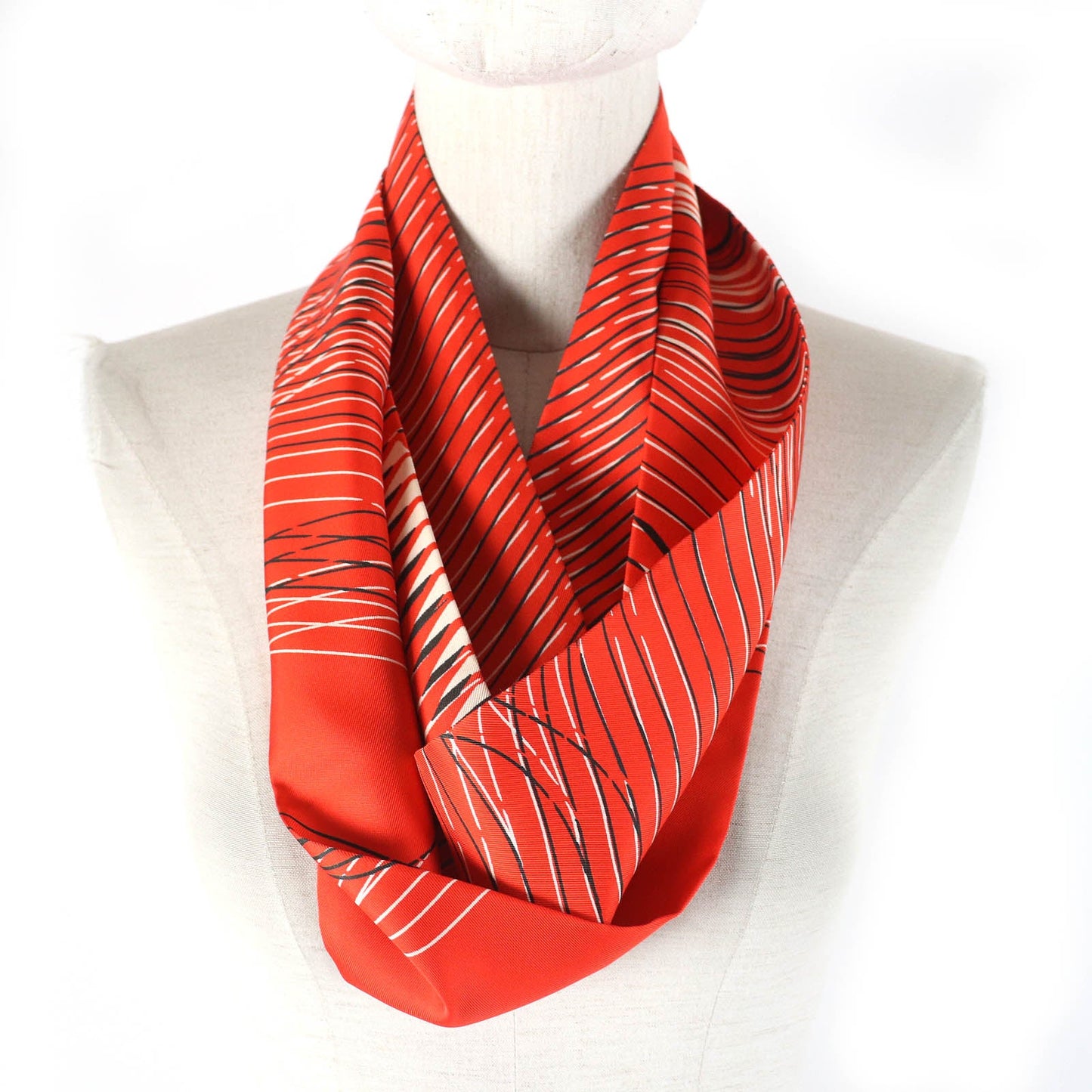 HERMES Other fashion goods Main: 100% silk Orange White Black Women