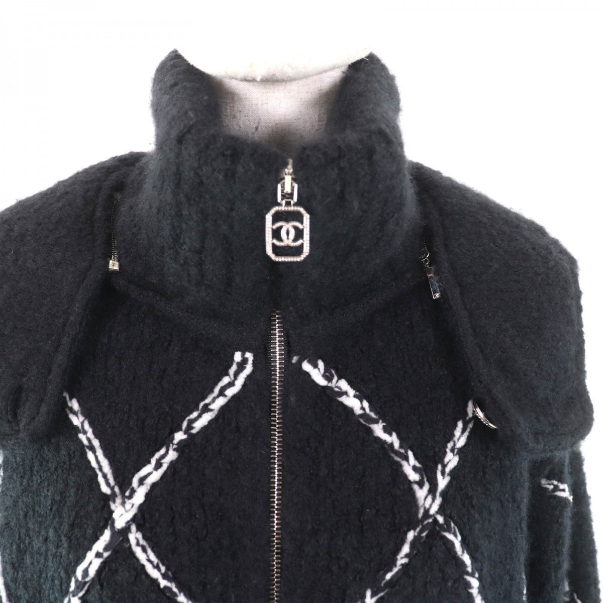 CHANEL Jacket P74369 Main: 63% cashmere, Main: 24% silk, Main: 13% nylon Black White Women 38