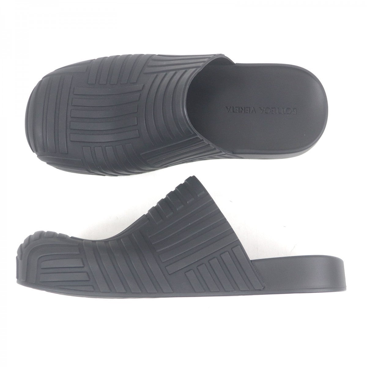 BOTTEGAVENETA Sandals 690104 rubber black SLIDER SANDAL 42