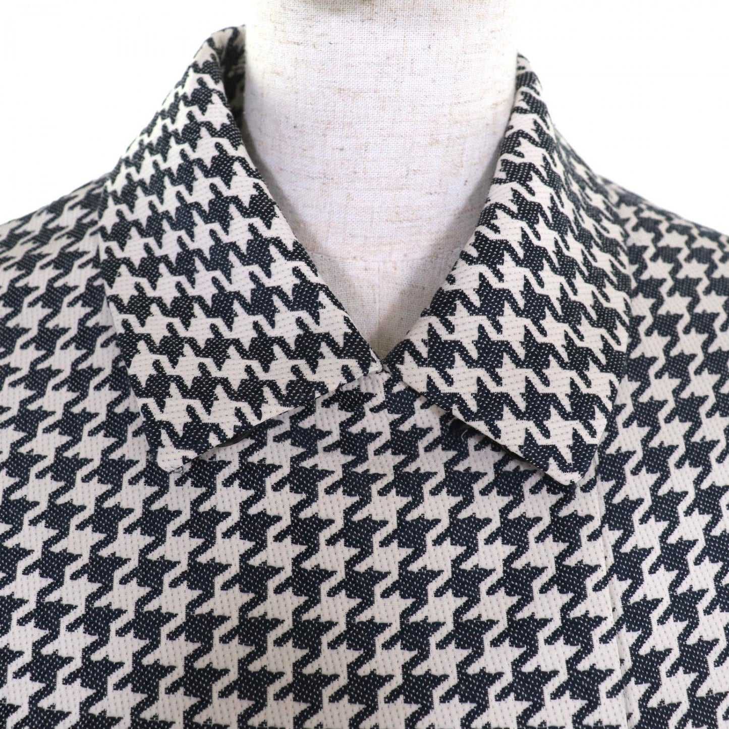 Christian Dior Jacket 211V07A3486 cotton Navy Ivory 40