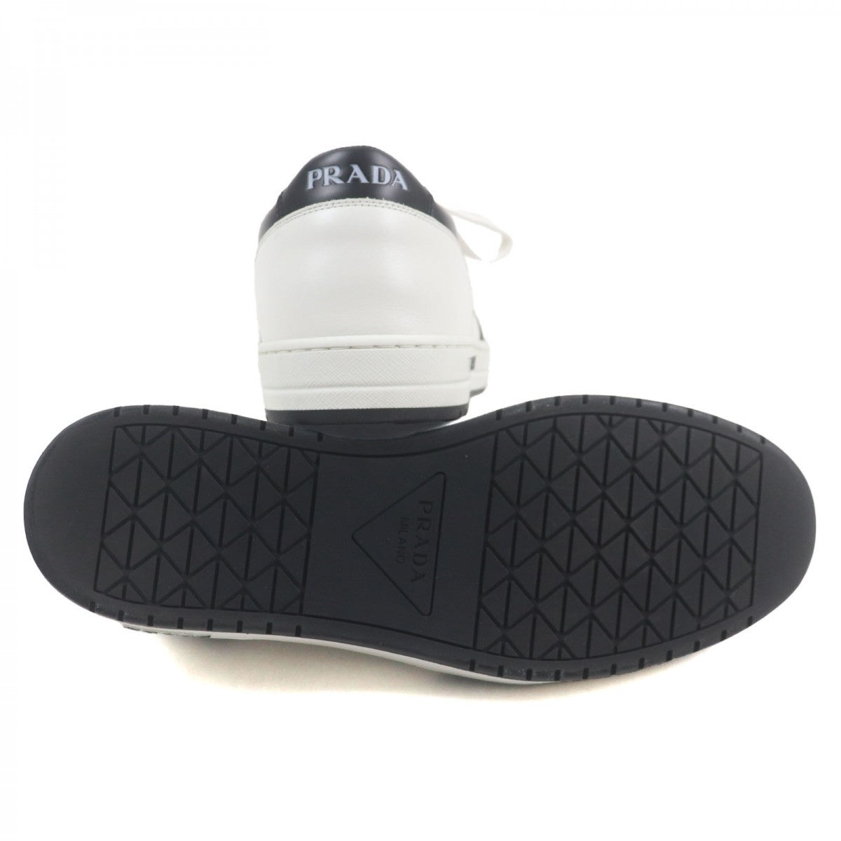 PRADA Low cut sneakers 2EE363 leather White black 8