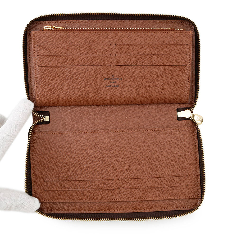 LOUIS VUITTON Zippy Organizer BrownM62581 Monogram