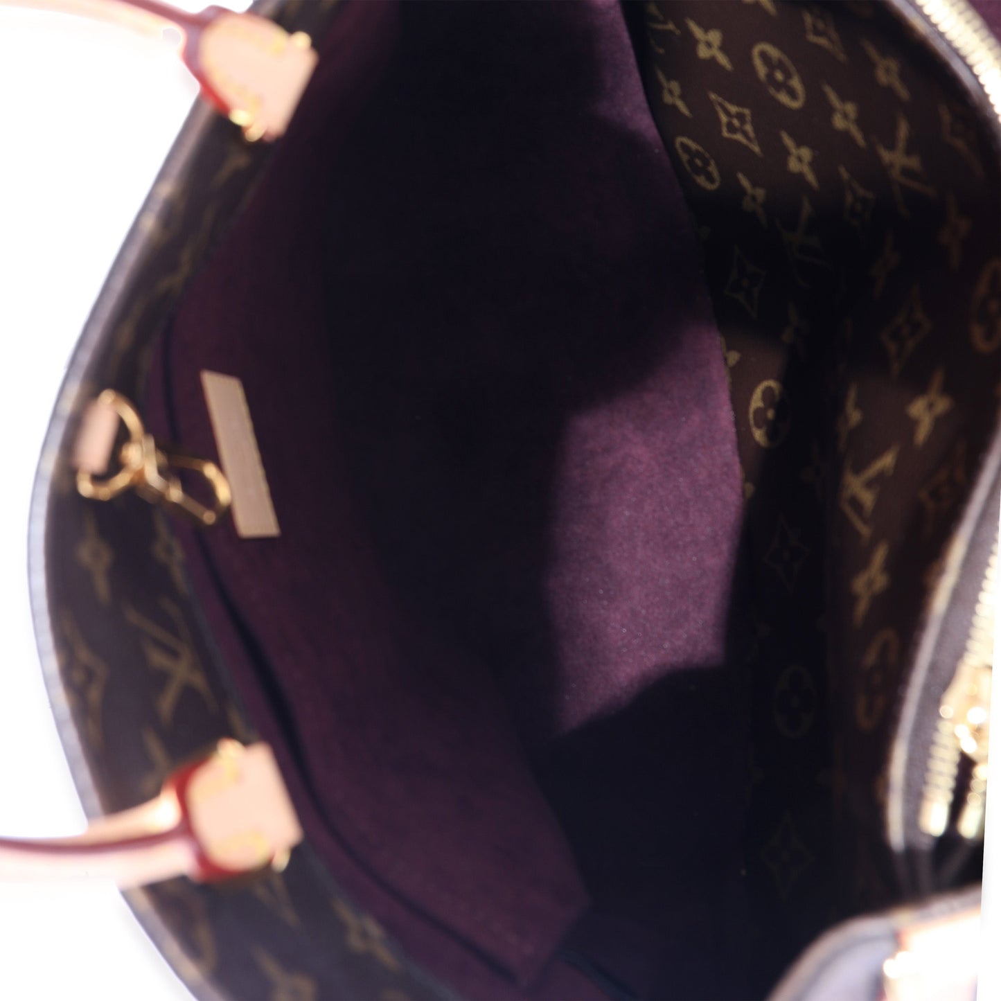 Louis Vuitton Louis Vuitton Monogram Canvas Montaigne GM