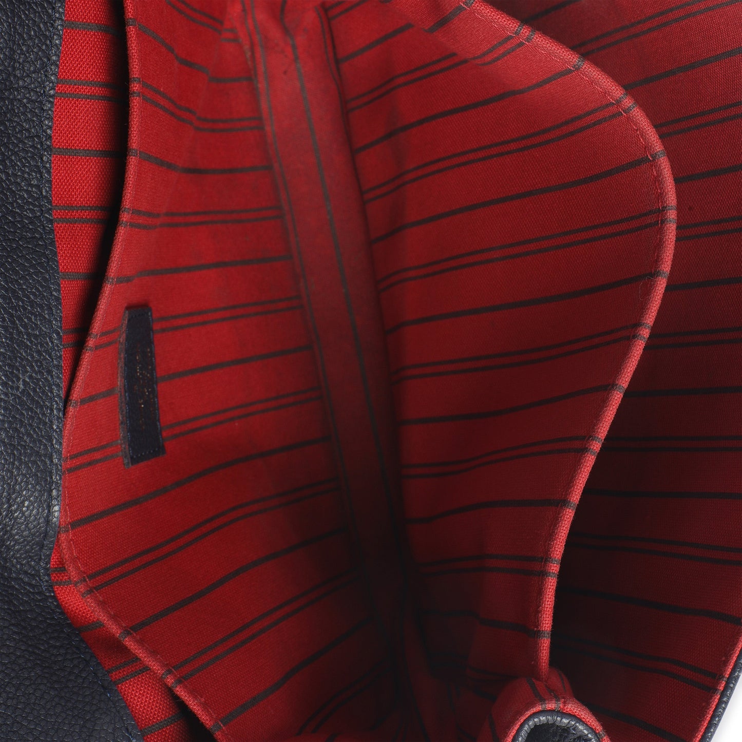 Louis Vuitton Marine Rouge Monogram Empreinte Pochette Metis
