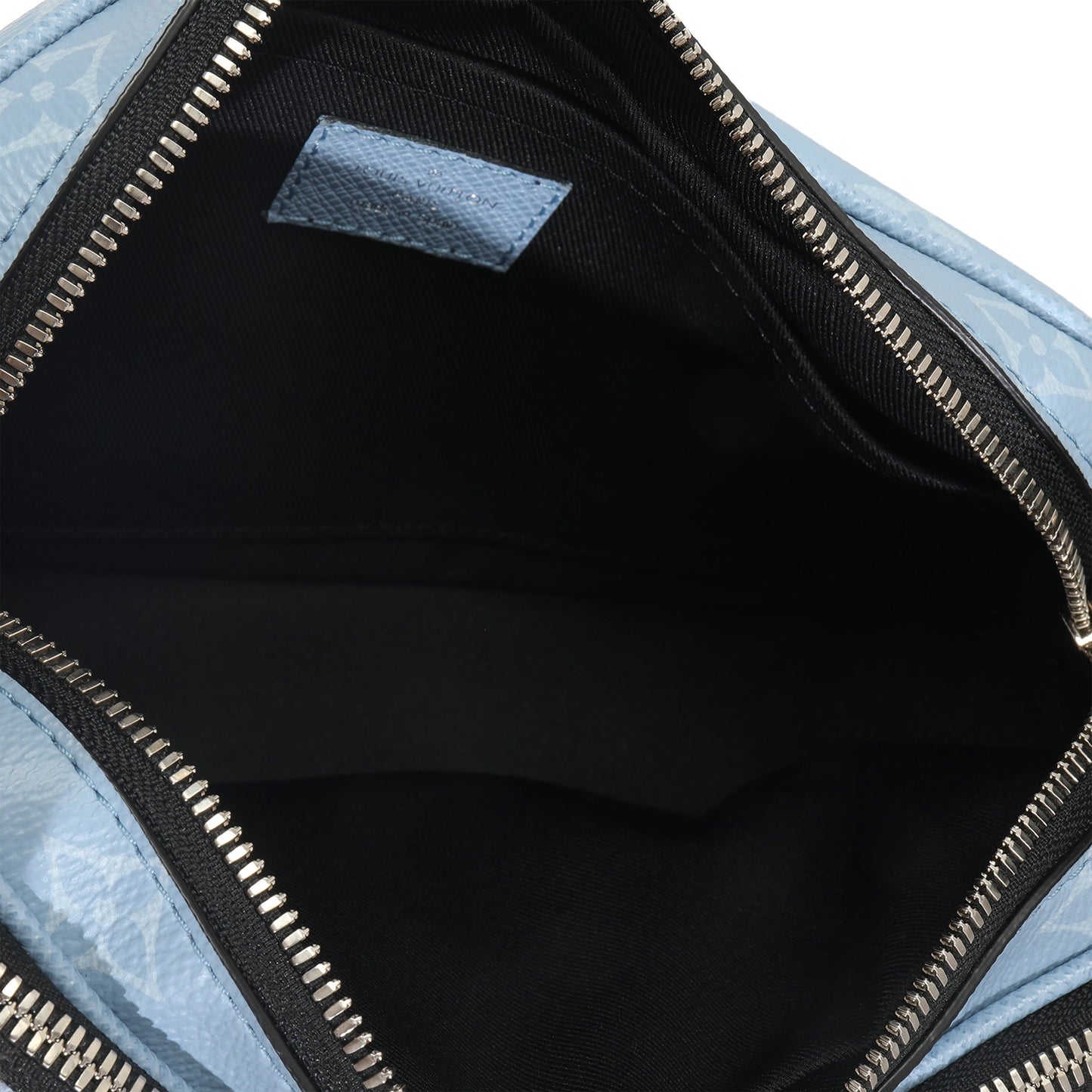 Louis Vuitton Sky Blue Monogram Taigarama Alpha Messenger