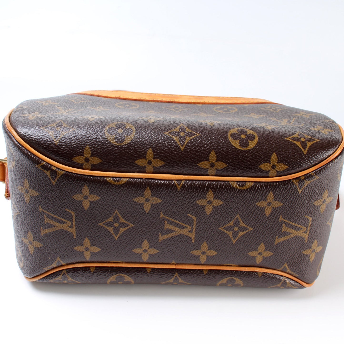 Louis Vuitton Blois Crossbody Monogram