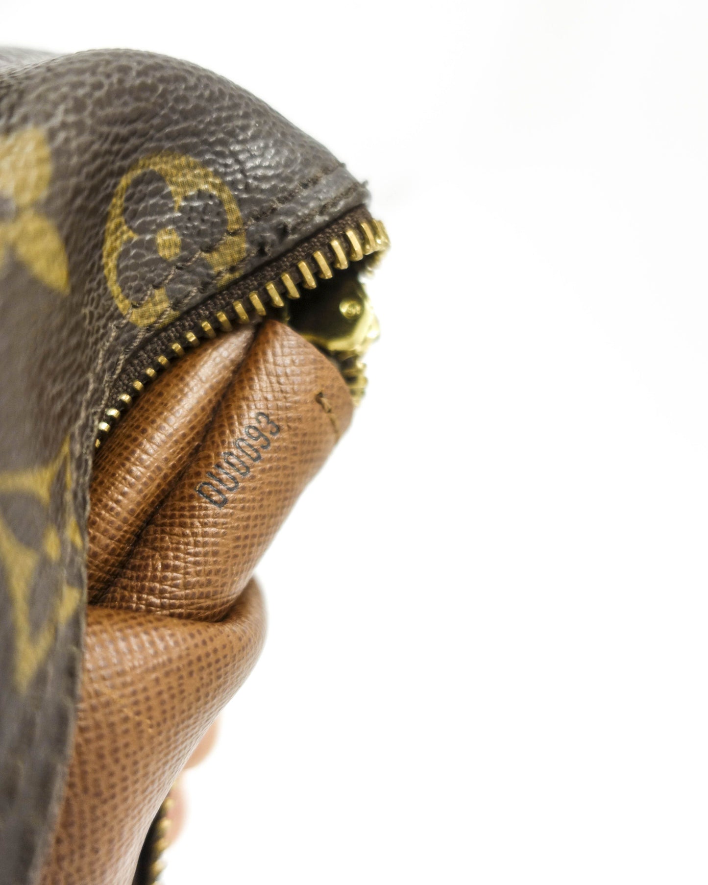 Louis Vuitton Mongram Papillon 26
