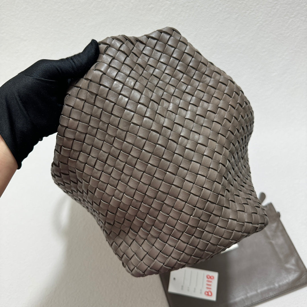 Bottega Veneta Cabat Large Intreccio Leather Tote Bag Grey 40-43cm