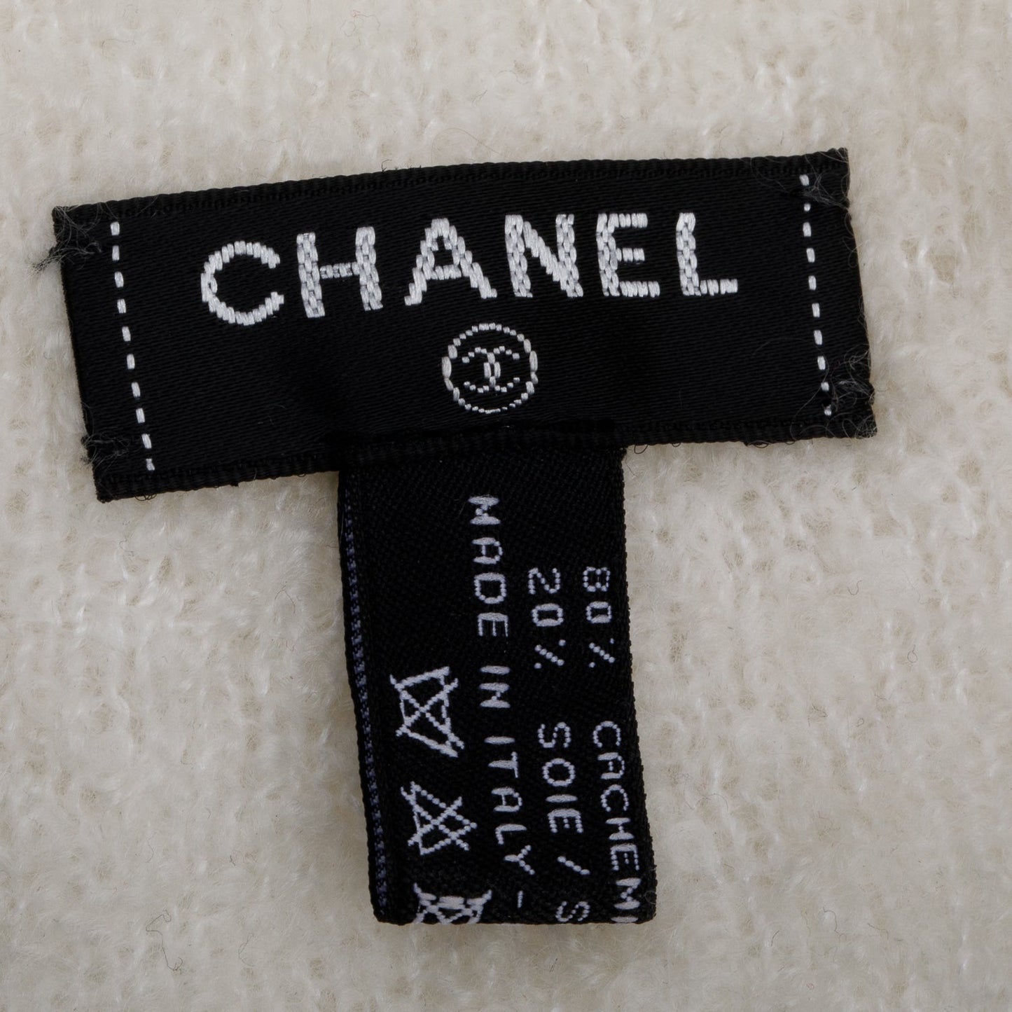 Chanel White Cashmere CC Logo Beanie