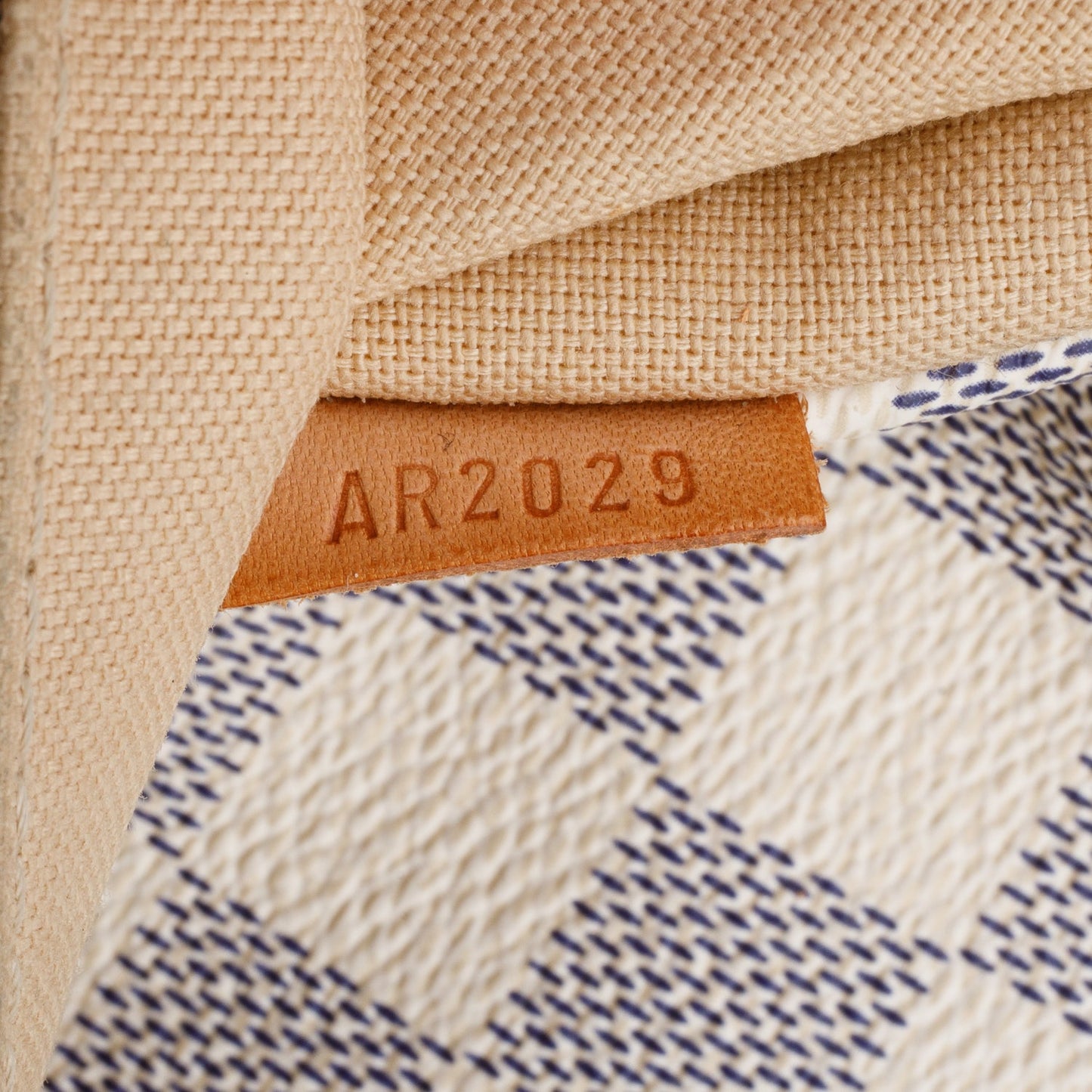 Louis Vuitton Damier Azur Totally GM
