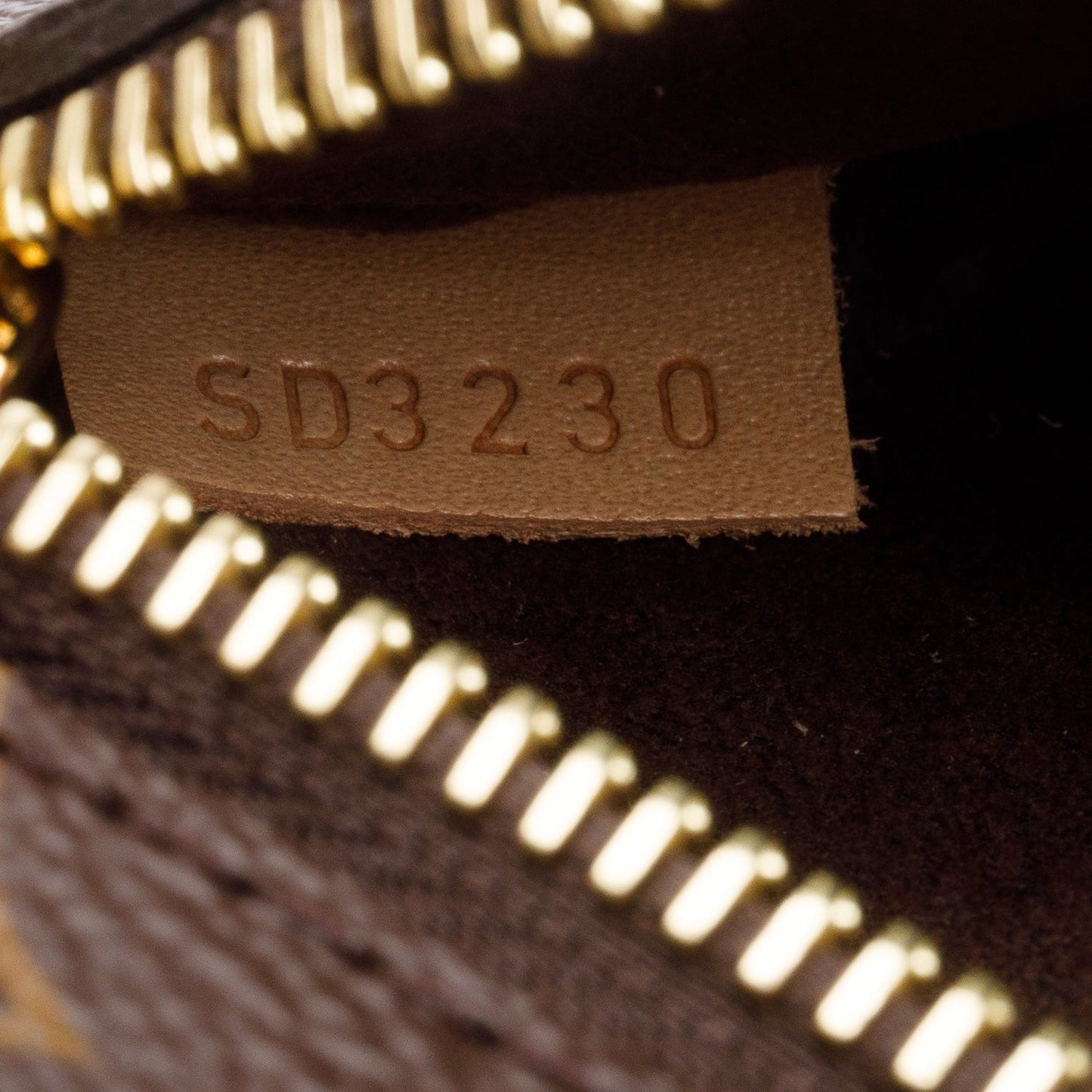 Louis Vuitton Monogram Pochette Metis