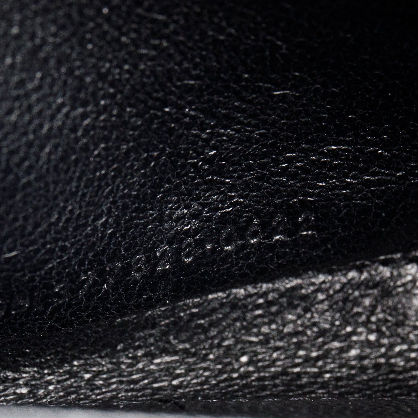 Saint Laurent 2022 Black Grain De Poudre Leather Envelope Chain Wallet