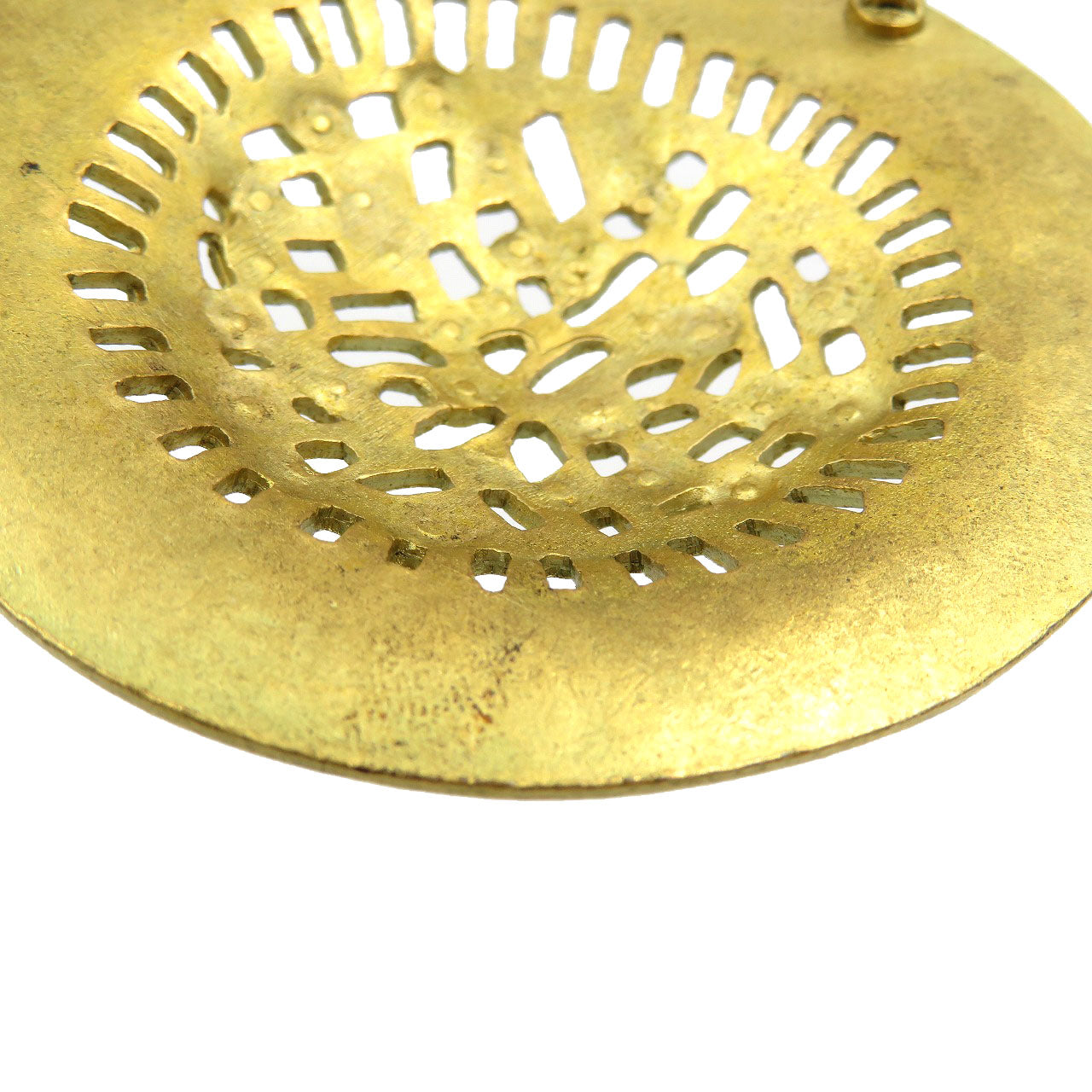 CHANEL Brooch metal gold Women