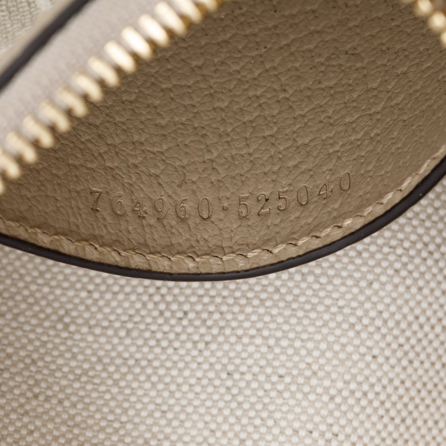 Gucci Beige GG Supreme Monogram Textured Dollar Calfskin Mini Ophidia Chain Bag