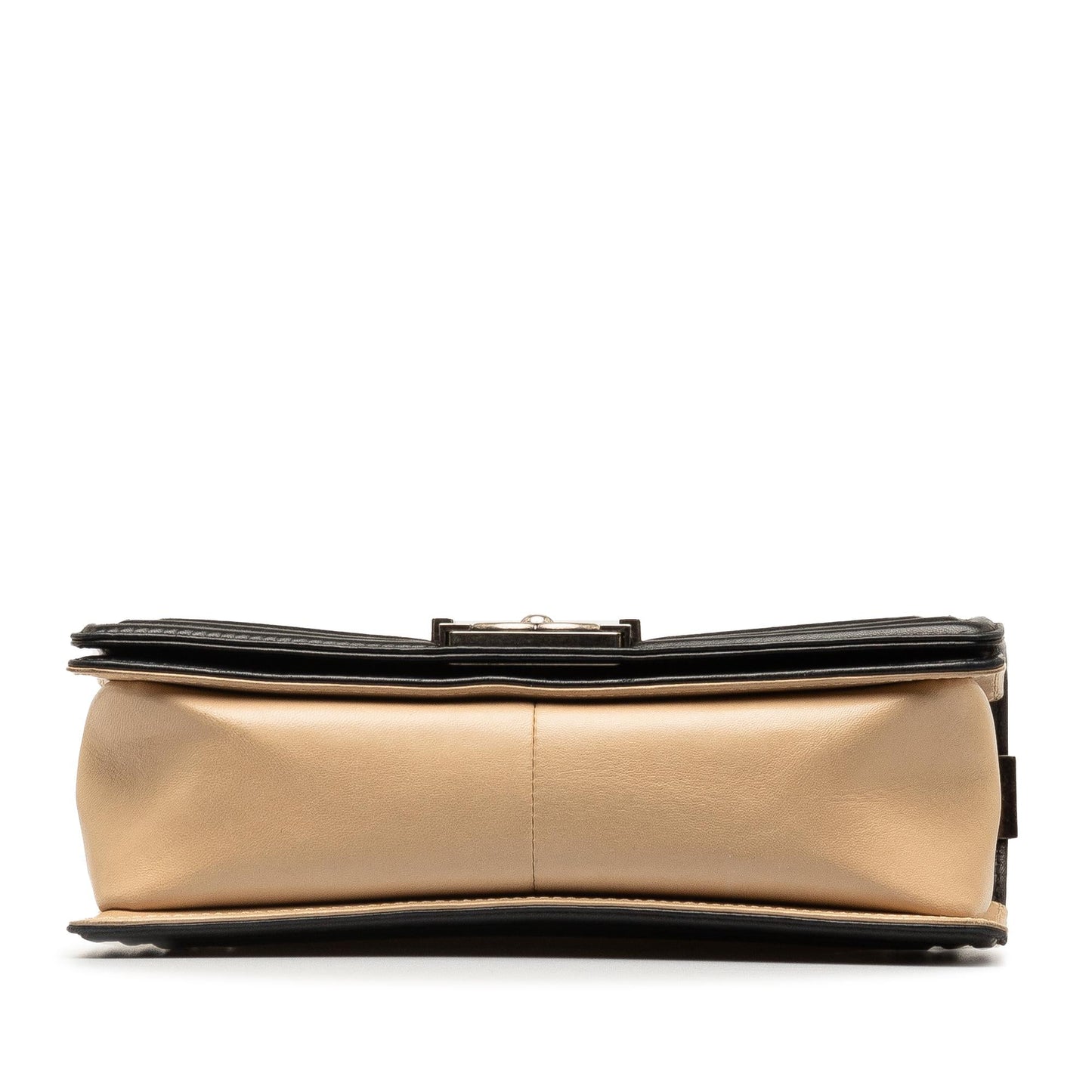 Chanel Medium Lambskin Boy Bicolor Flap Bag (SHG-rXdhO4)