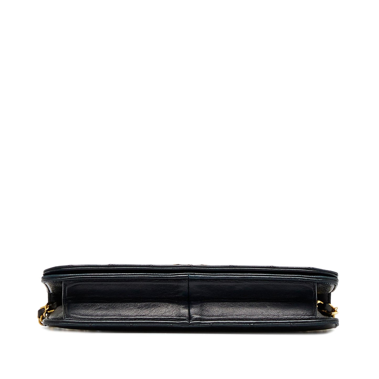 Chanel Small Matelasse Lambskin Chain Shoulder Bag (SHG-t9i4S0)