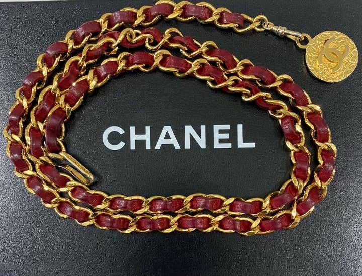 CHANEL CC MEDALLION VINTAGE CHAIN LINK & LEATHER BELT