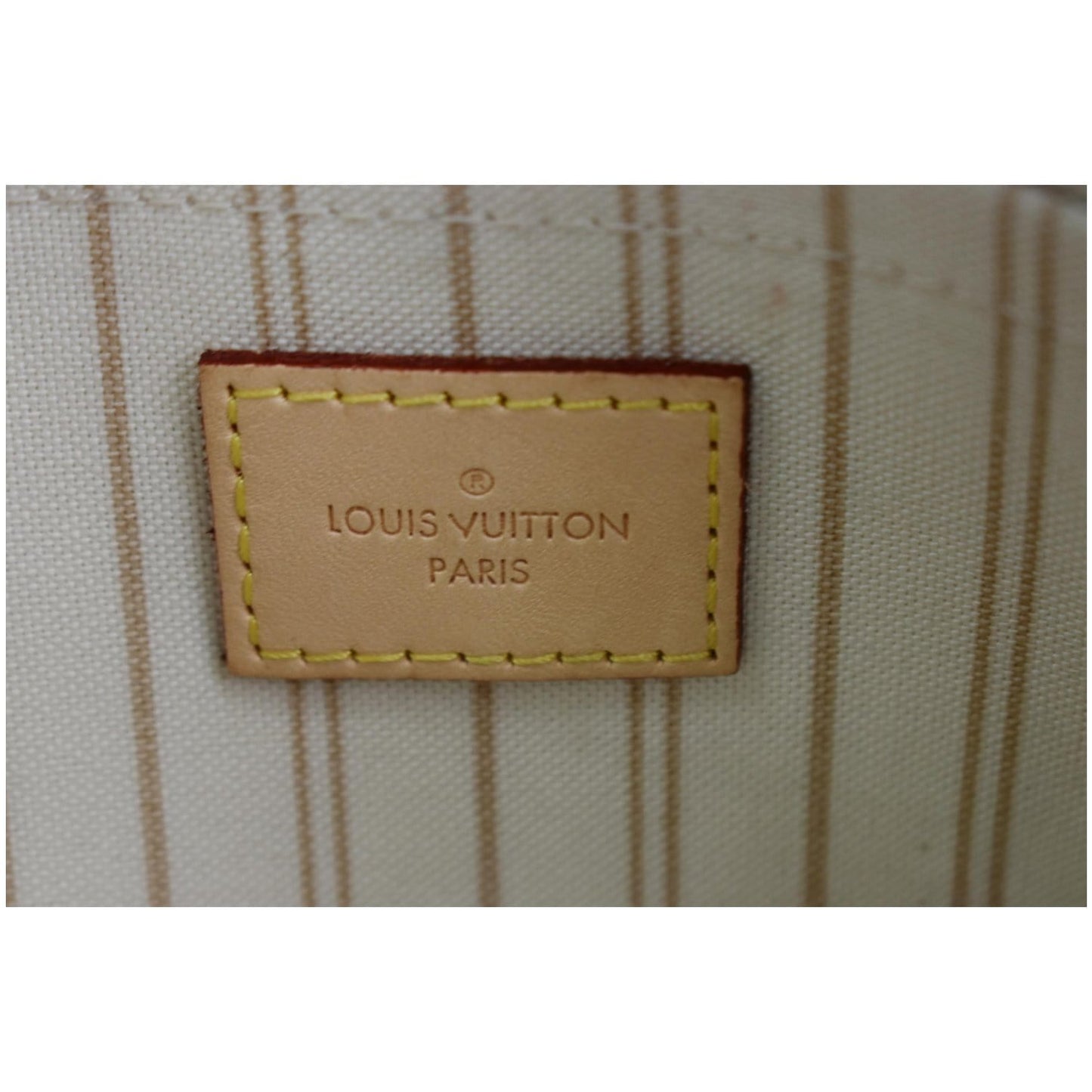 LOUIS VUITTON Neverfull MM Damier Azur Pochette Wristlet Pouch White