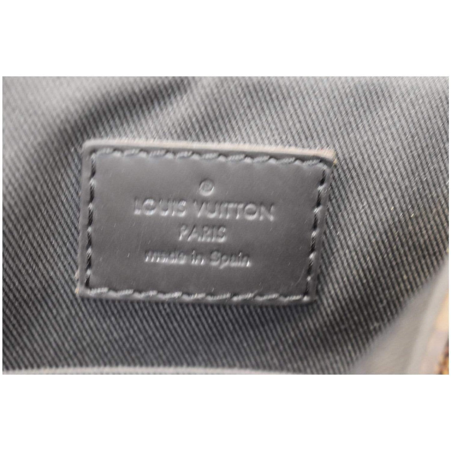 LOUIS VUITTON District PM Damier Ebene Canvas Messenger Bag Brown