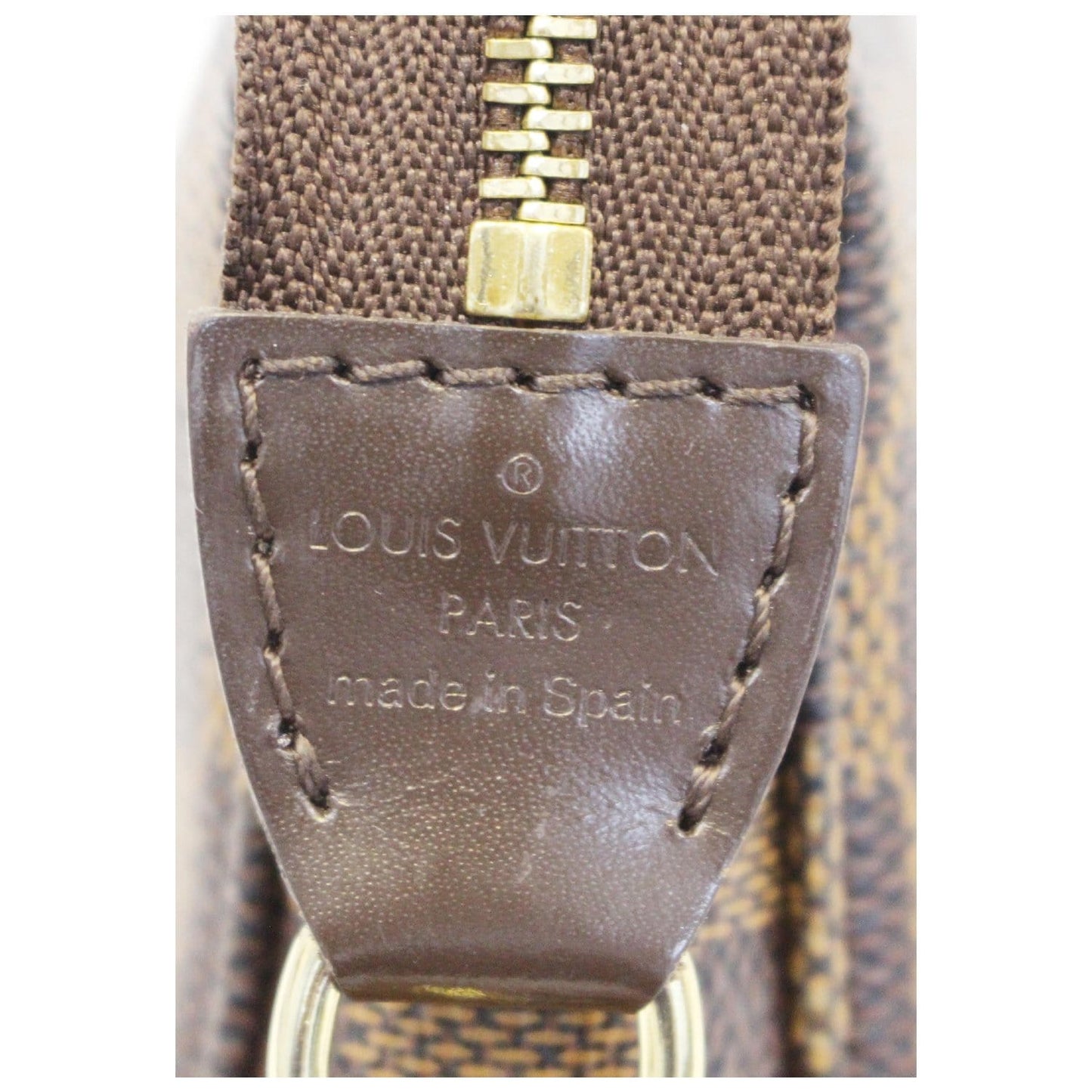 LOUIS VUITTON Pochette Accessoires Damier Ebene Pouch