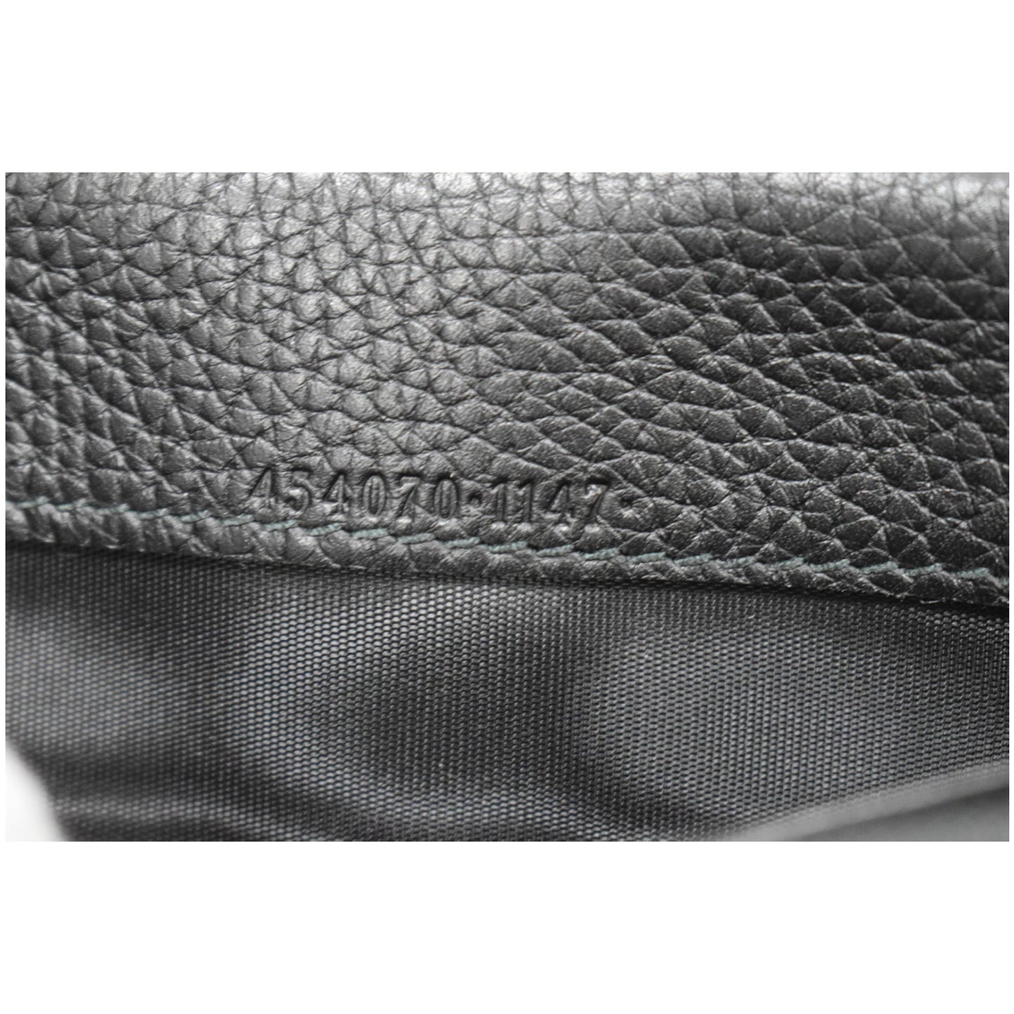 GUCCI Animalier Bee Blind For Love Leather Wallet Black 454070