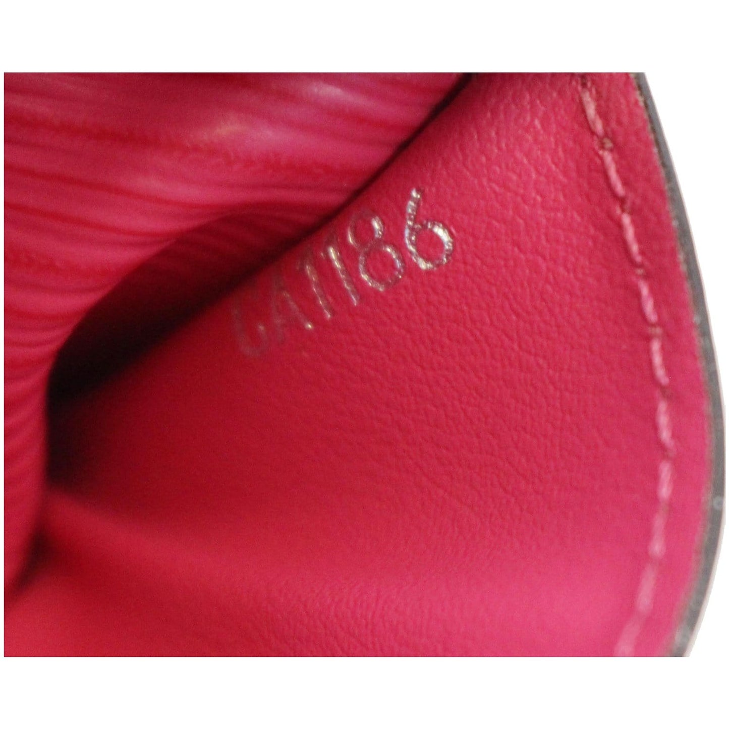 LOUIS VUITTON Sarah Epi Leather Wallet Pink