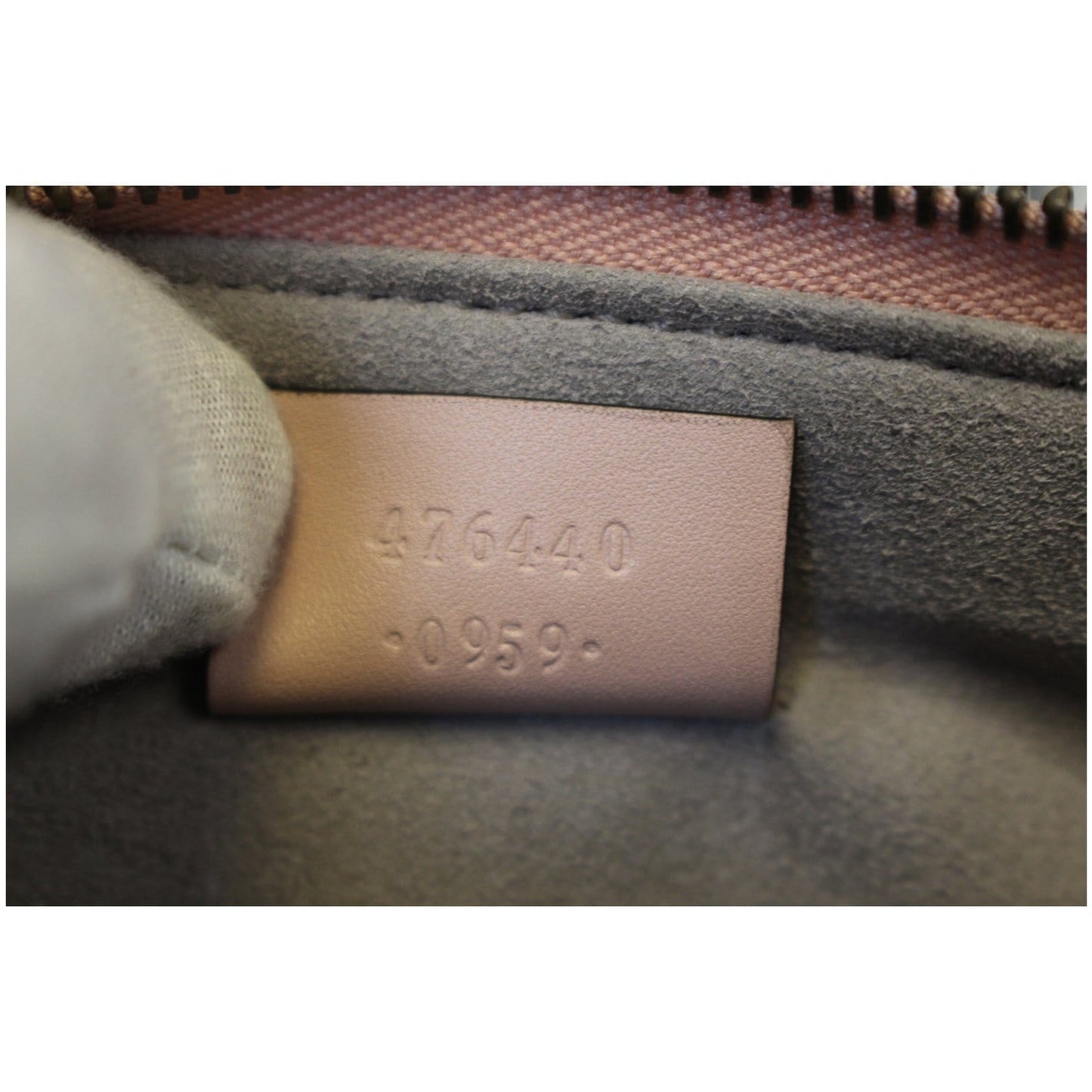 GUCCI GG Marmont Quilted Leather Zip Pouch Bag Pink