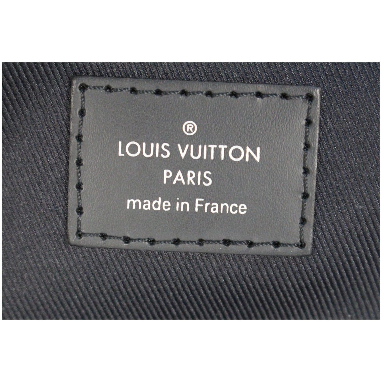 LOUIS VUITTON Avenue Sling Damier Graphite Crossbody Bag Black