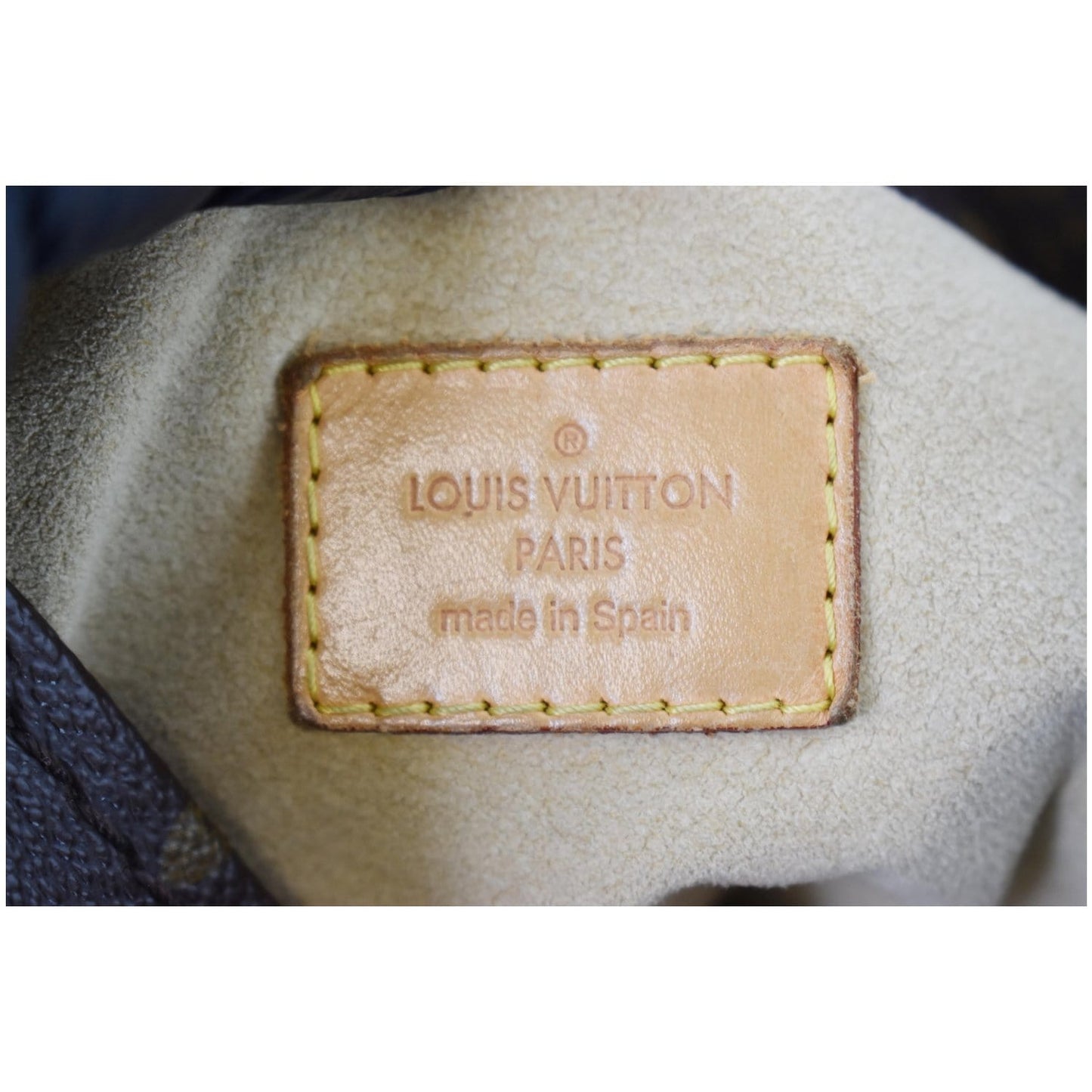 LOUIS VUITTON Artsy MM Monogram Canvas Shoulder Bag Brown