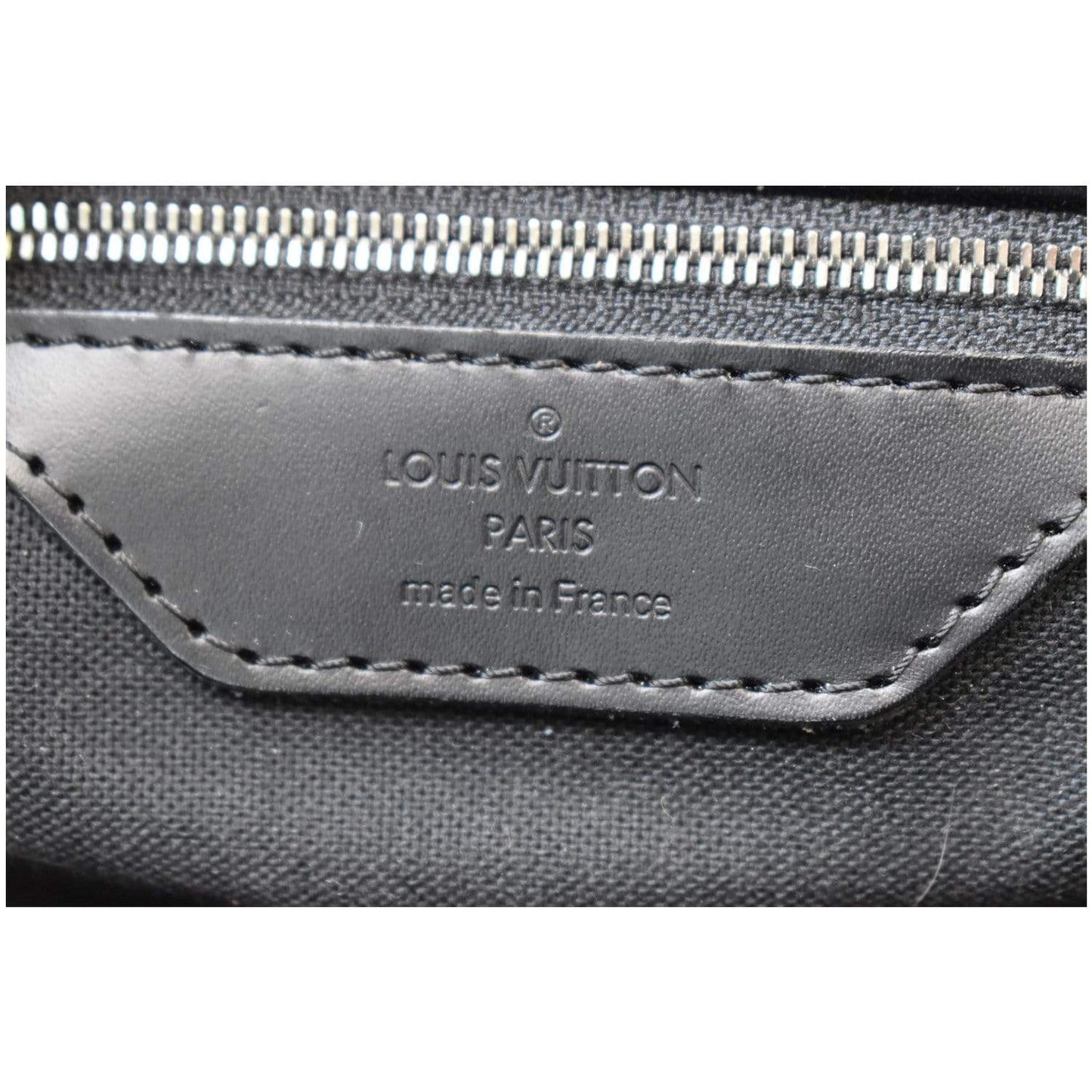 LOUIS VUITTON Sac Leoh Damier Graphite Messenger Bag Black - 20% OFF
