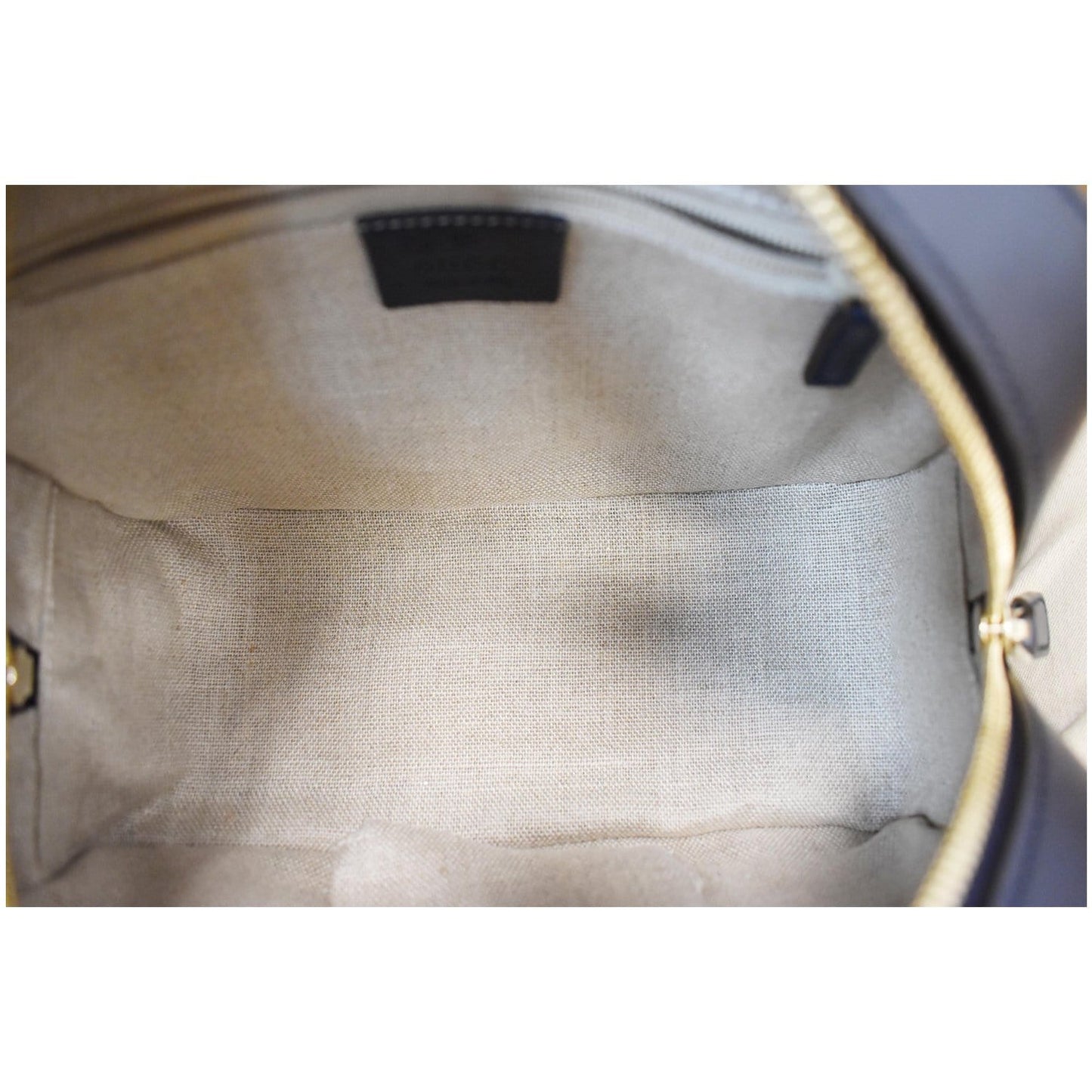 GUCCI Microguccissima Small Leather Crossbody Bag Black 510289
