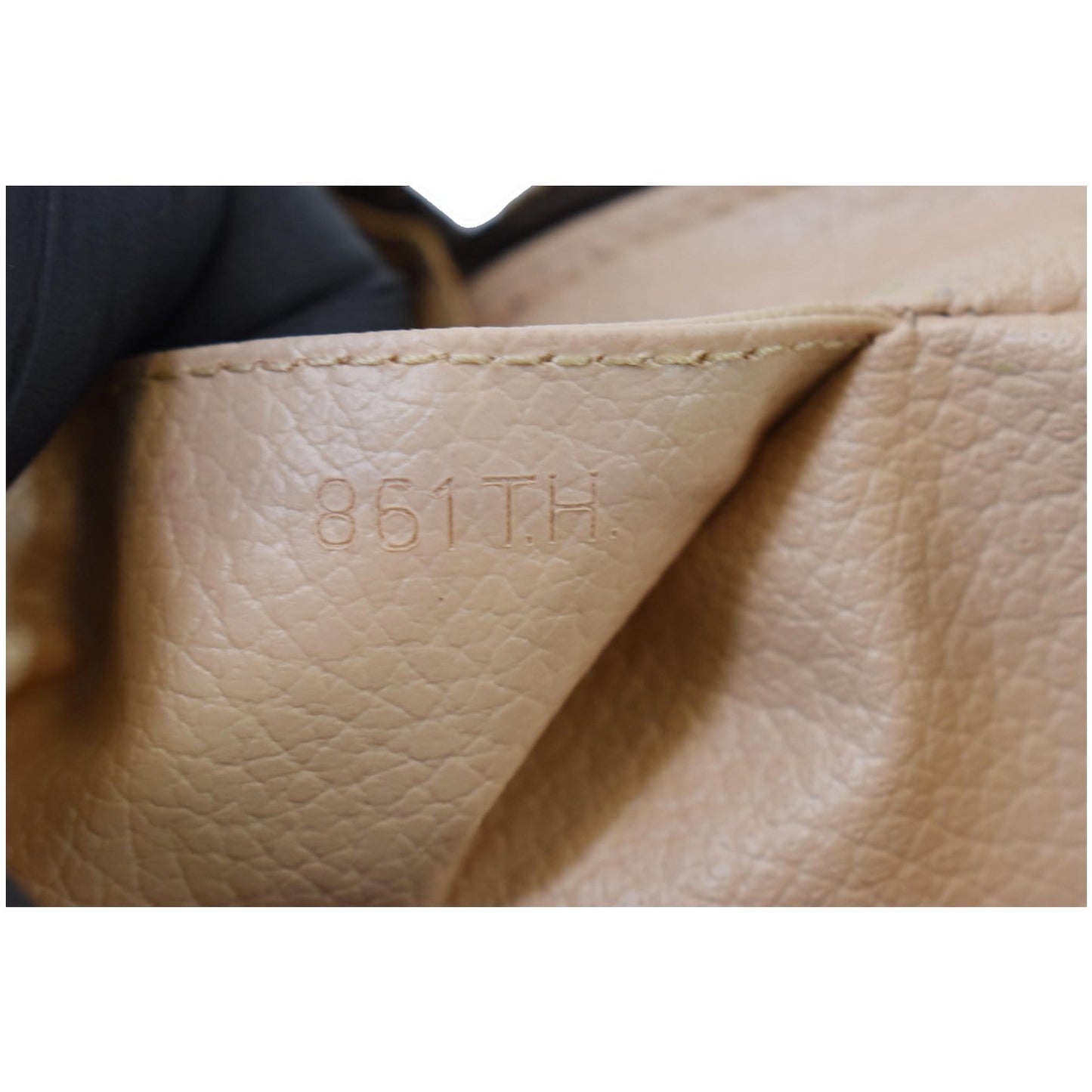 LOUIS VUITTON Trousse Toilette 23 Monogram Canvas Cosmetic Pouch Brown
