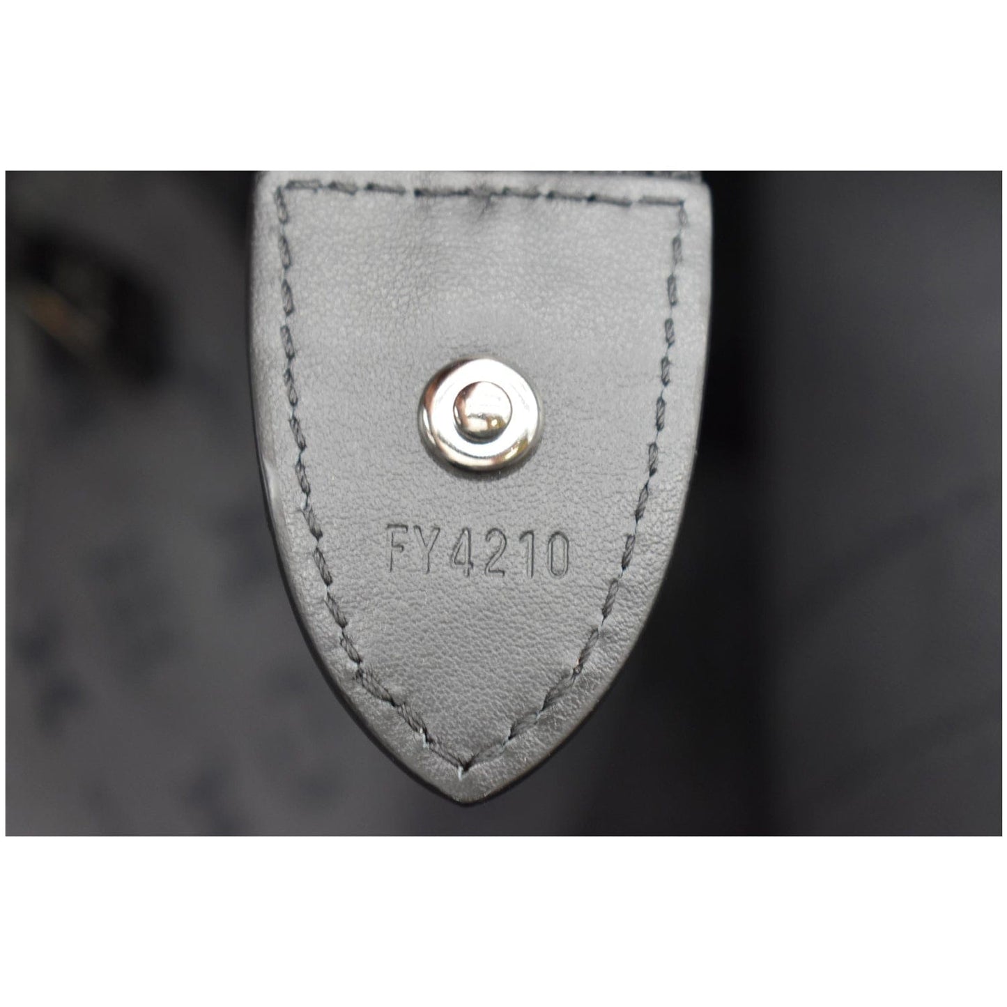 LOUIS VUITTON Cabas Zippe GM Monogram Eclipse Tote Bag Black