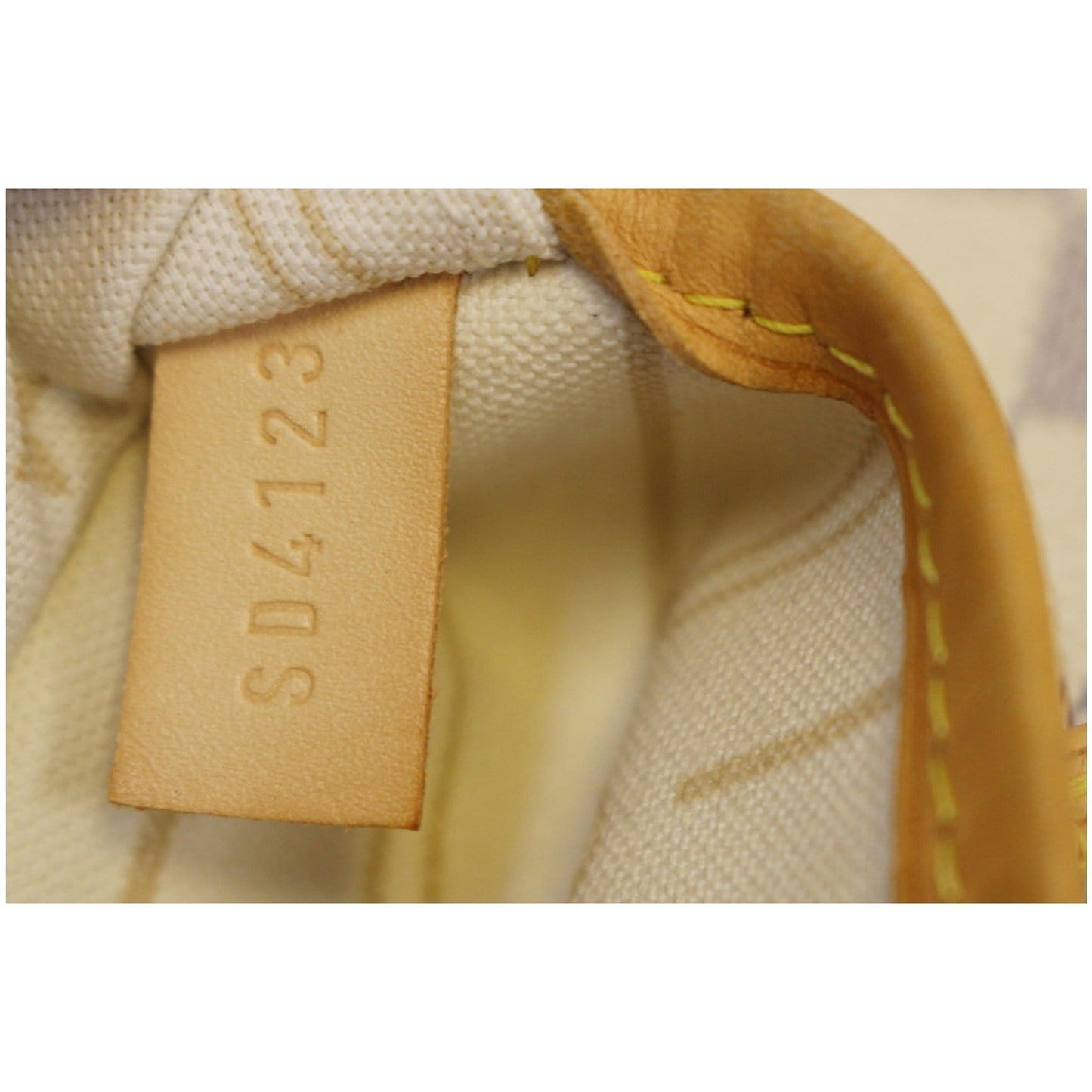 LOUIS VUITTON Neverfull MM Damier Azur Tote Shoulder Bag White