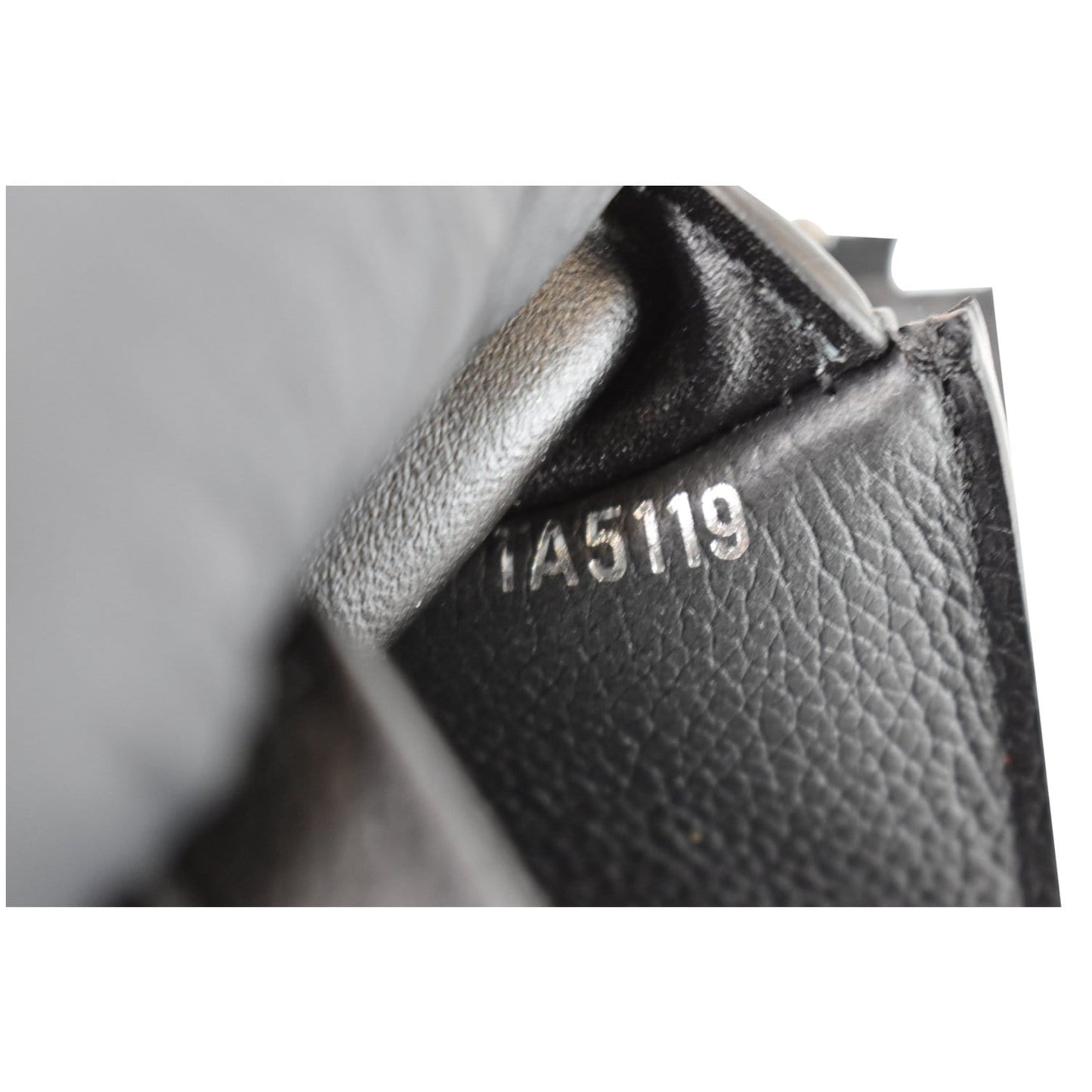 LOUIS VUITTON Mylockme Compact Leather Wallet Black
