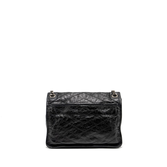 Saint Laurent/ Medium Niki Calfskin Black