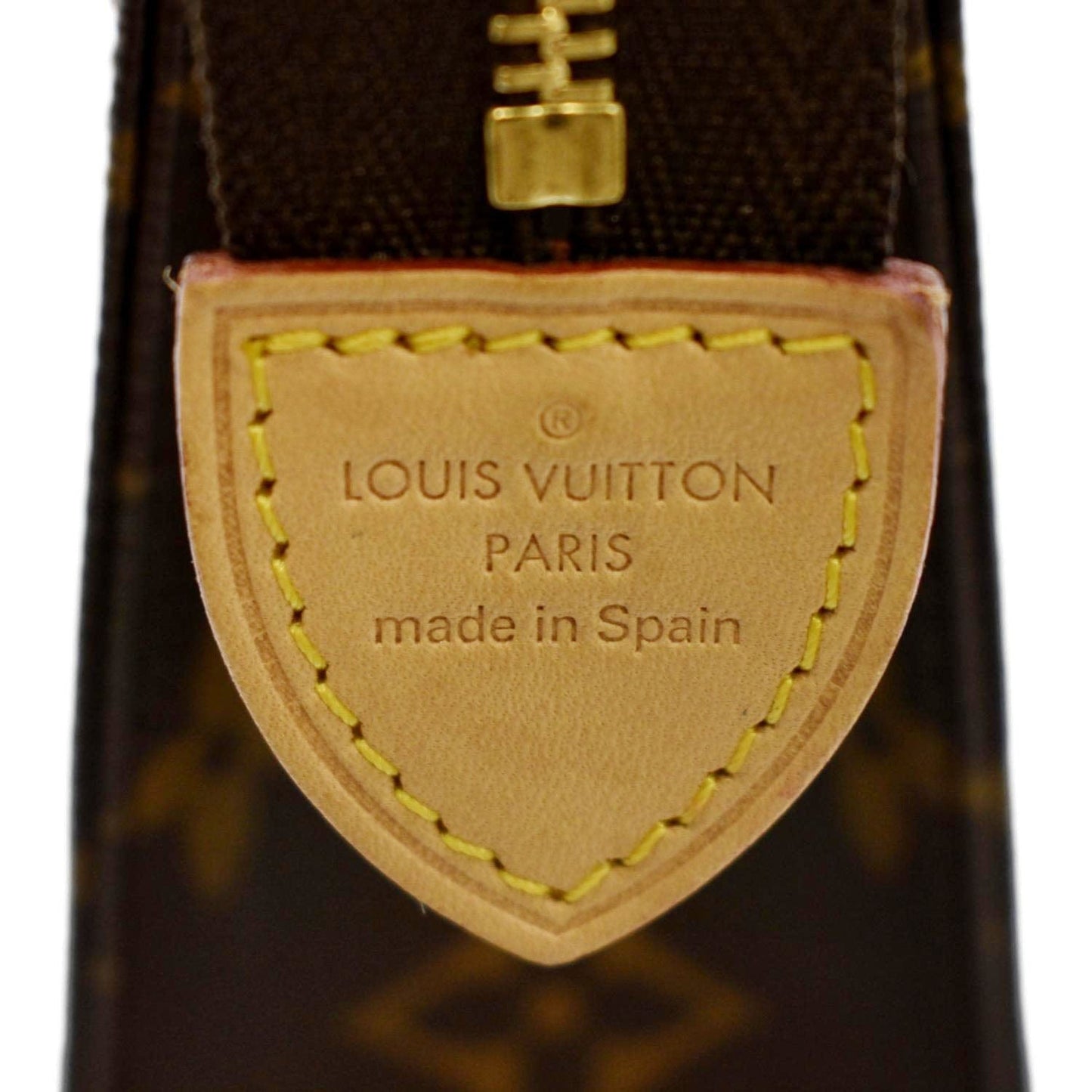 LOUIS VUITTON Toiletry 19 Monogram Canvas Cosmetics Pouch Brown