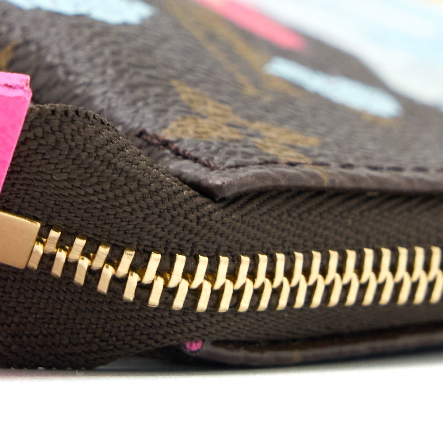 Louis Vuitton Mini Pochette Accesscories Monogram Canvas/Hot Pink