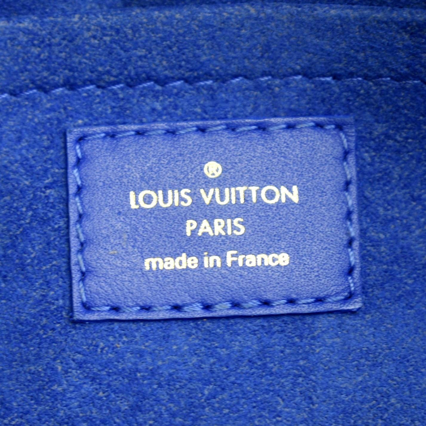 LOUIS VUITTON New Wave Quilted Leather Camera Shoulder Bag Light Blue
