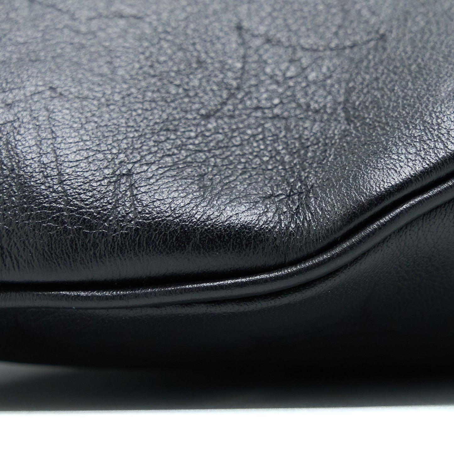 Louis Vuitton Discovery Bumbag Monogram Shadow Calfskin Black/Black Hardware