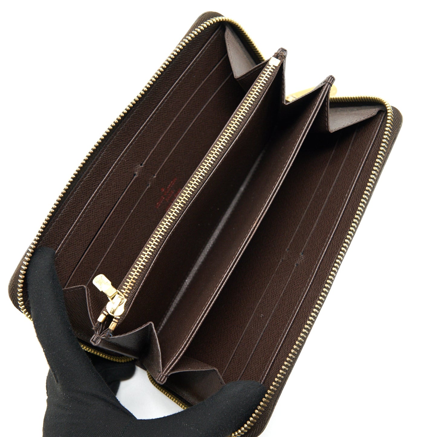 Louis Vuitton Zippy Wallet In Damier Ebene