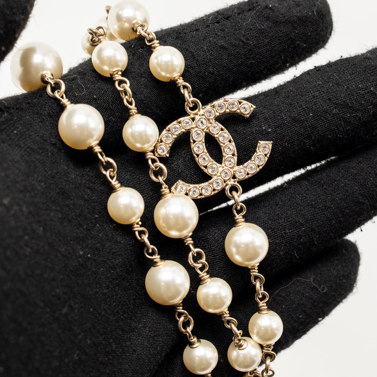 Chanel letter / pearl long giant necklace light gold tone