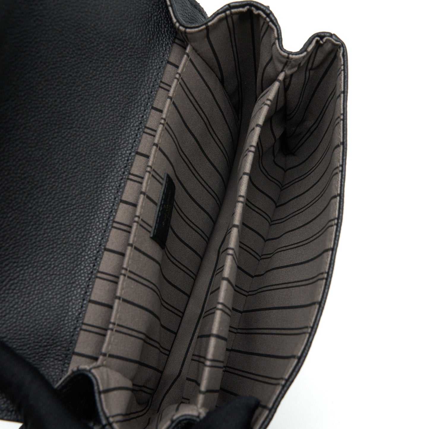 Louis Vuitton Pochette Métis Monogram Empreinte Black