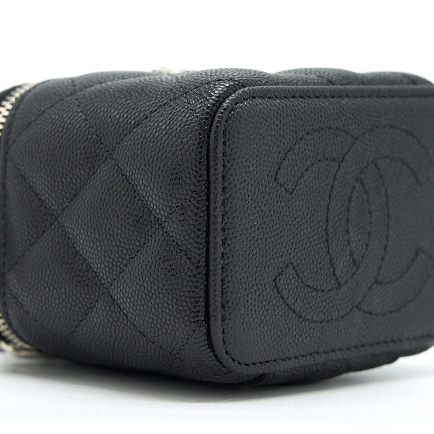 Chanel 22S mini vanity with giant chain caviar black HW