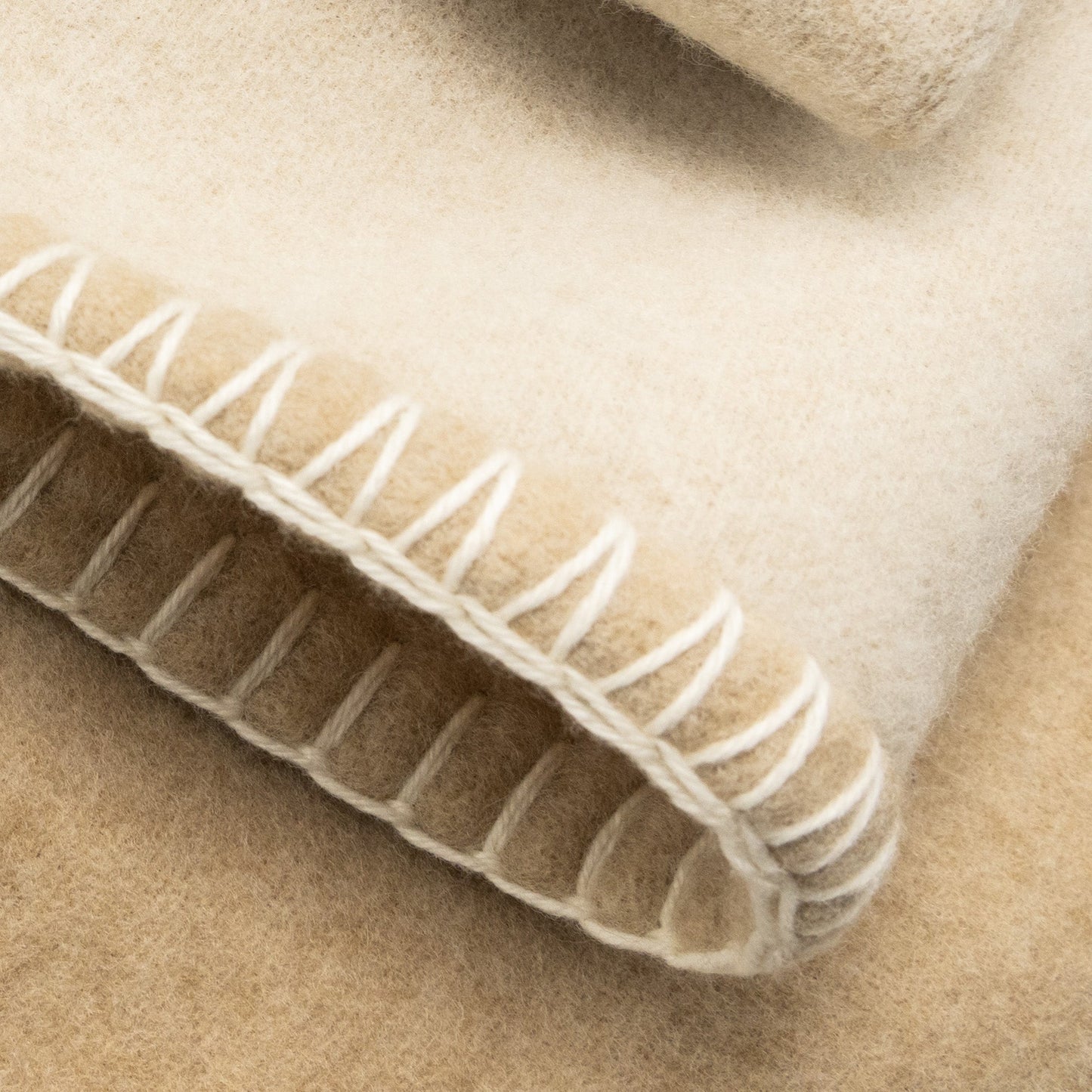 Louis Vuitton Giant Monogram Blanket Wool/Cashmere Beige