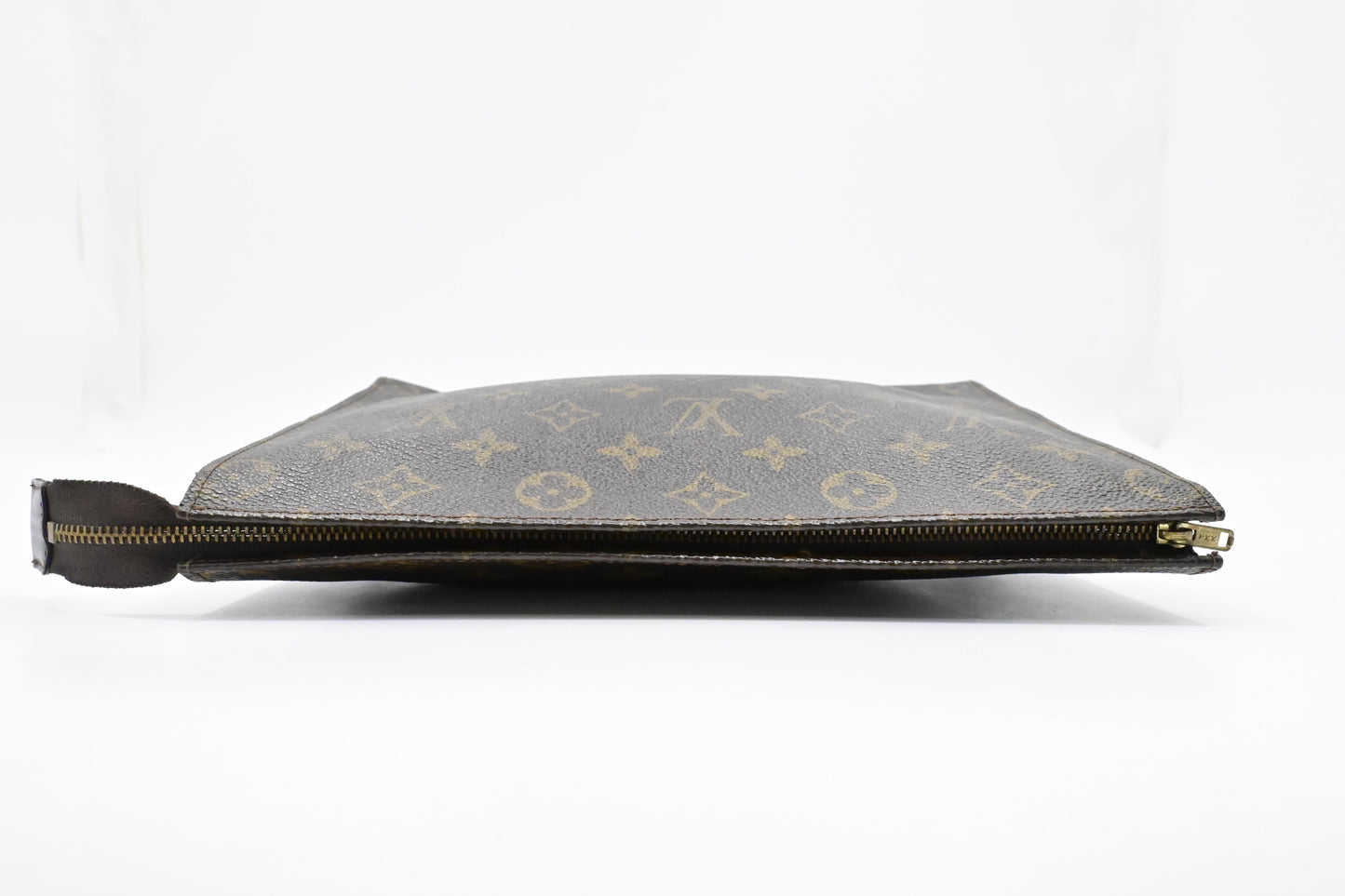 Louis Vuitton Toiletry 26 in Monogram Canvas