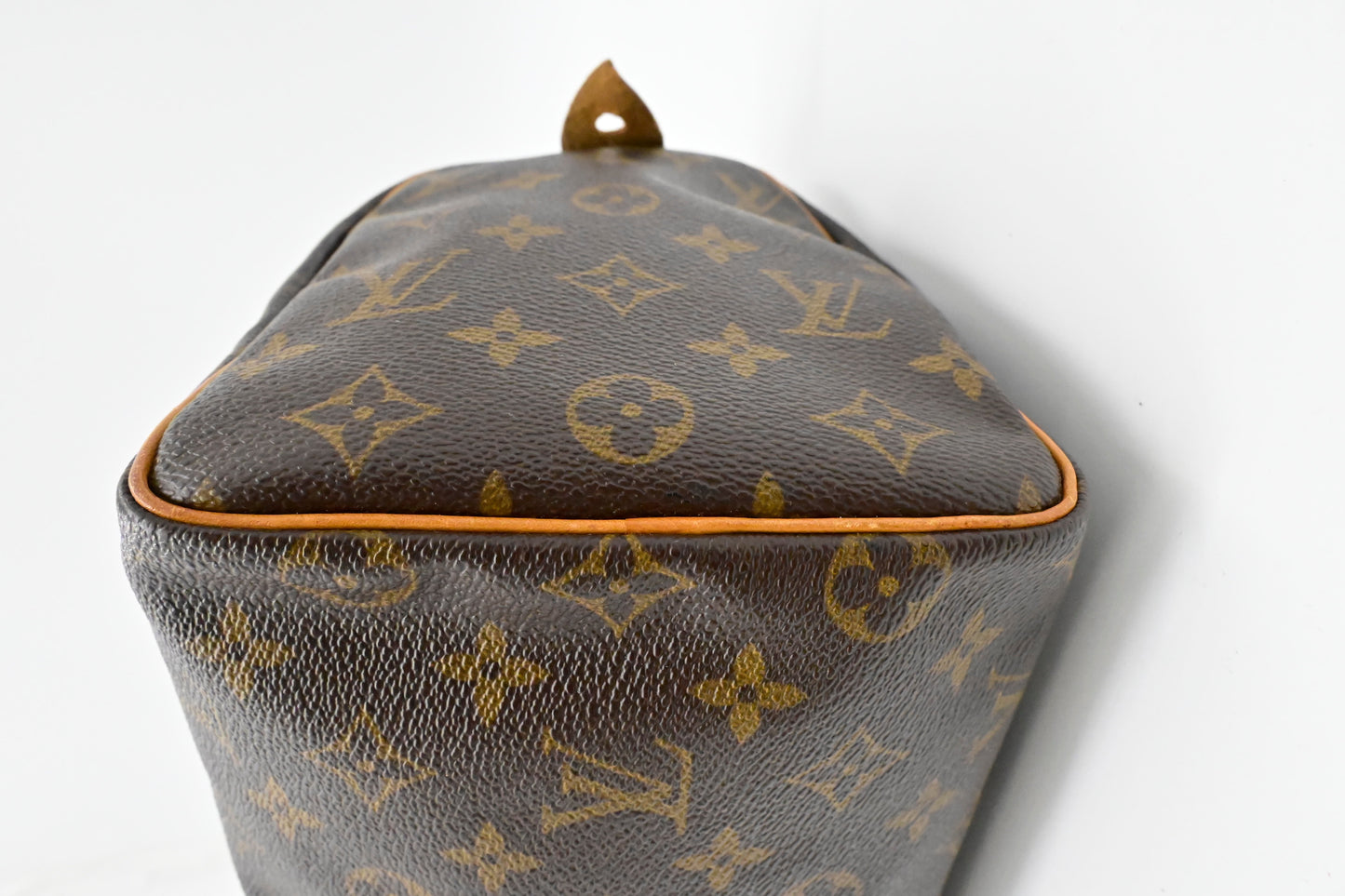 Louis Vuitton Speedy 25 in Monogram Canvas