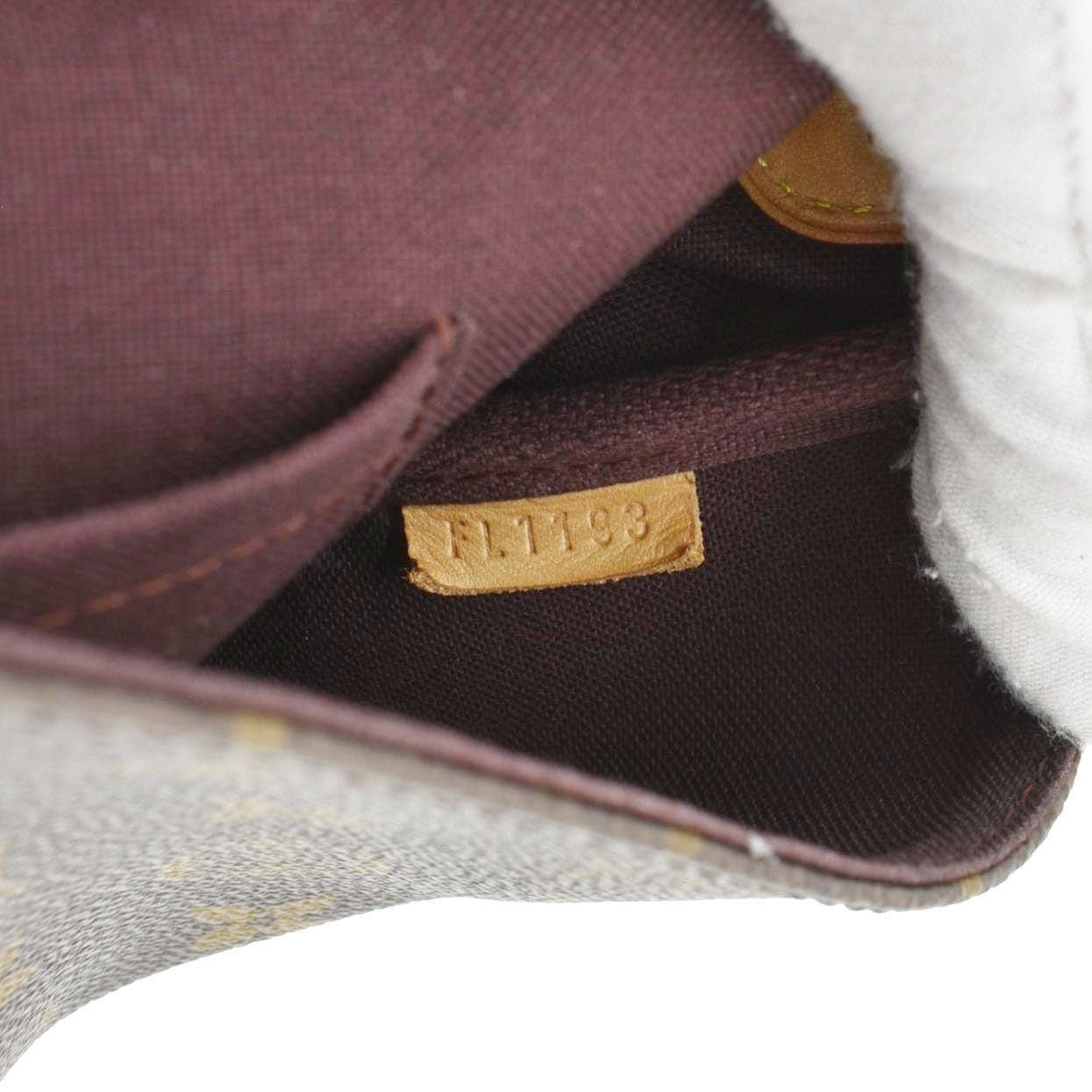 LOUIS VUITTON Favorite MM Monogram Canvas Shoulder Bag Brown